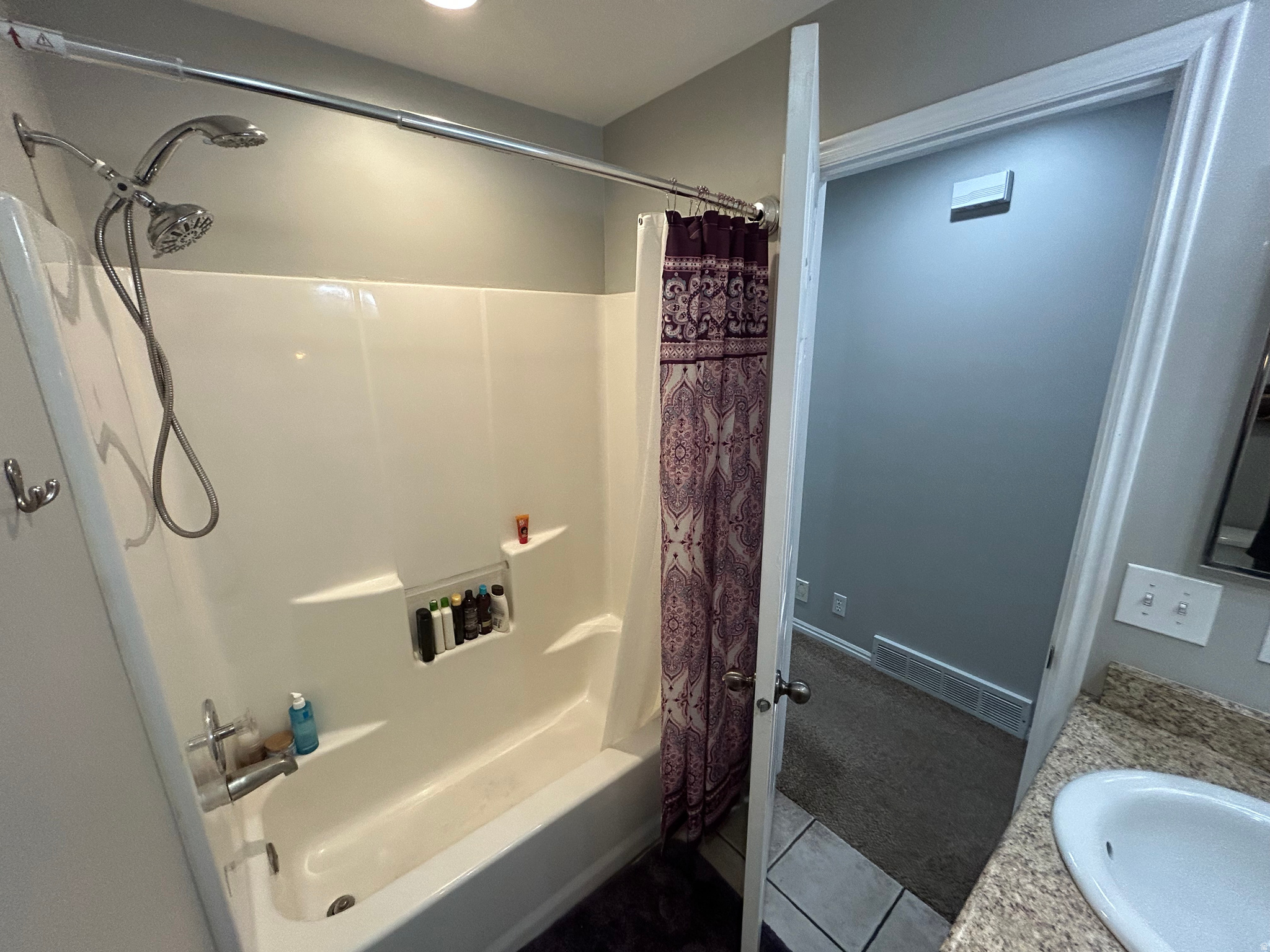 RIVERTON CHASE - Residential
