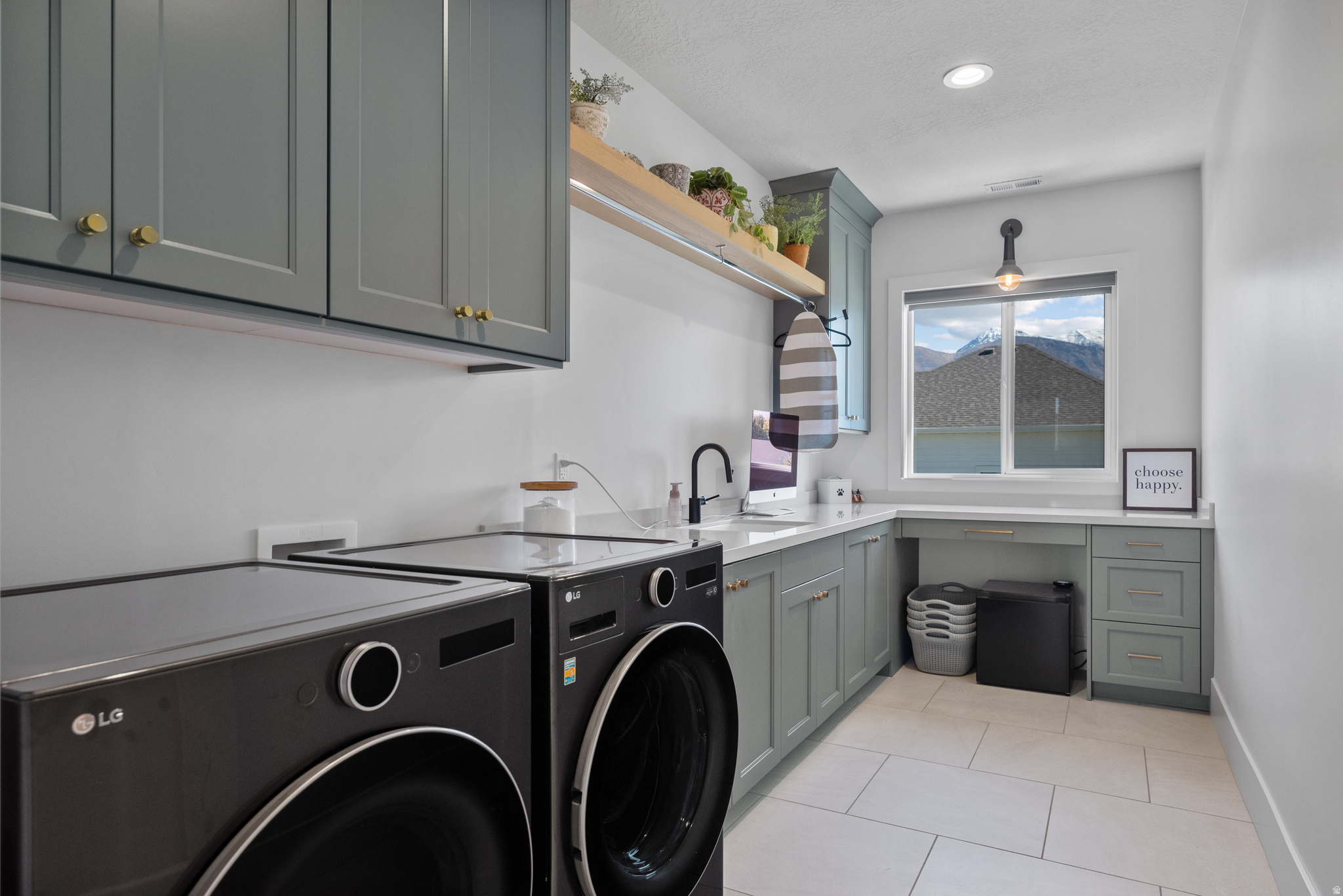 GREENWOOD CREEK - Residential