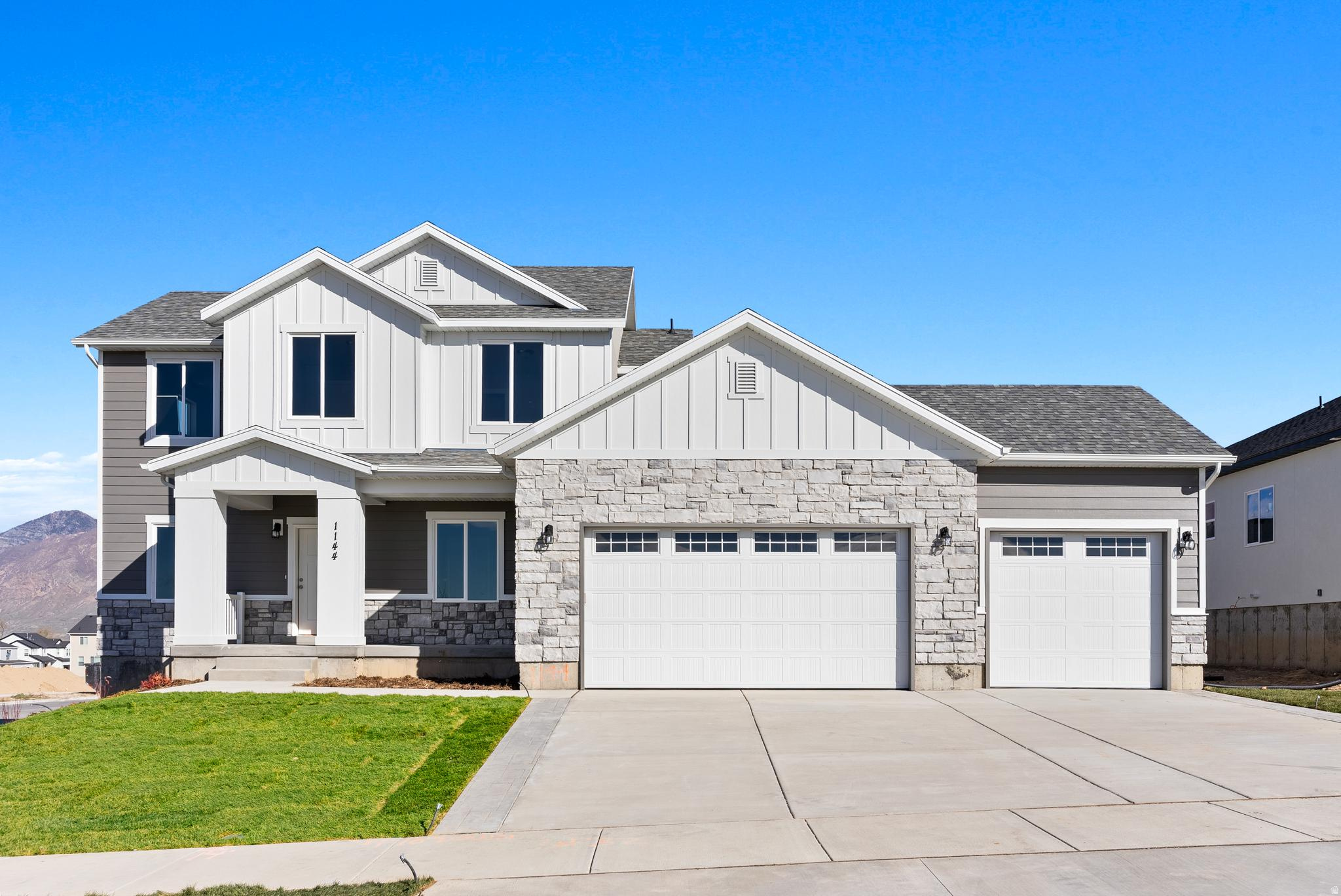 LEGACY FARMS - Residential