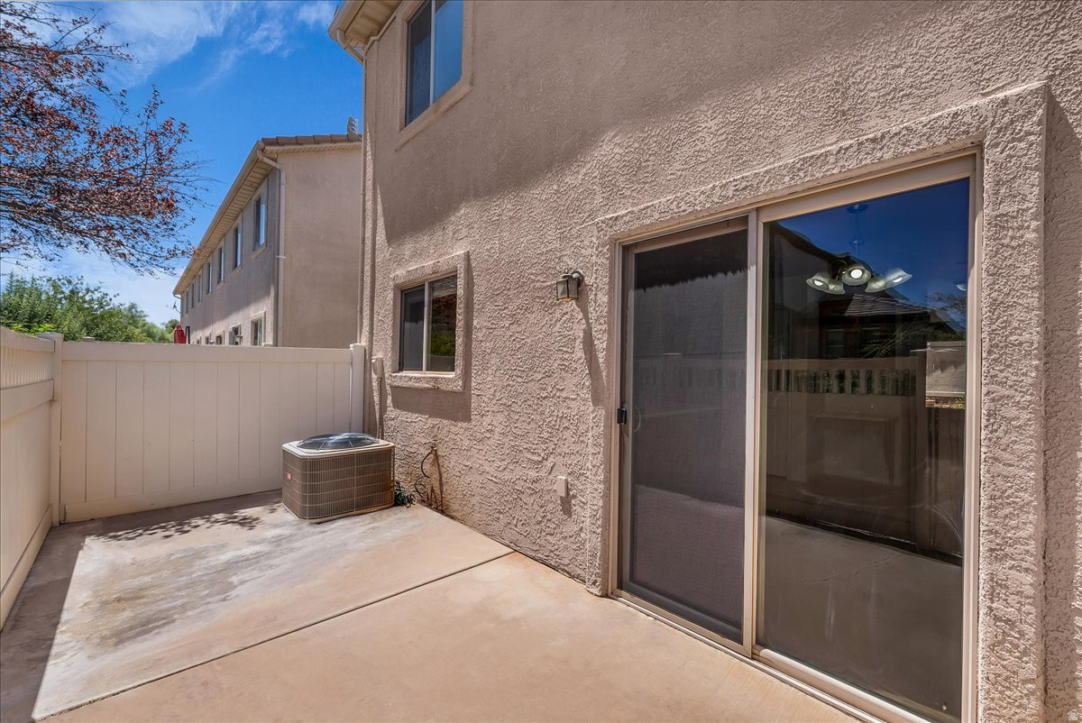 BEDROCK TH 2 - Residential