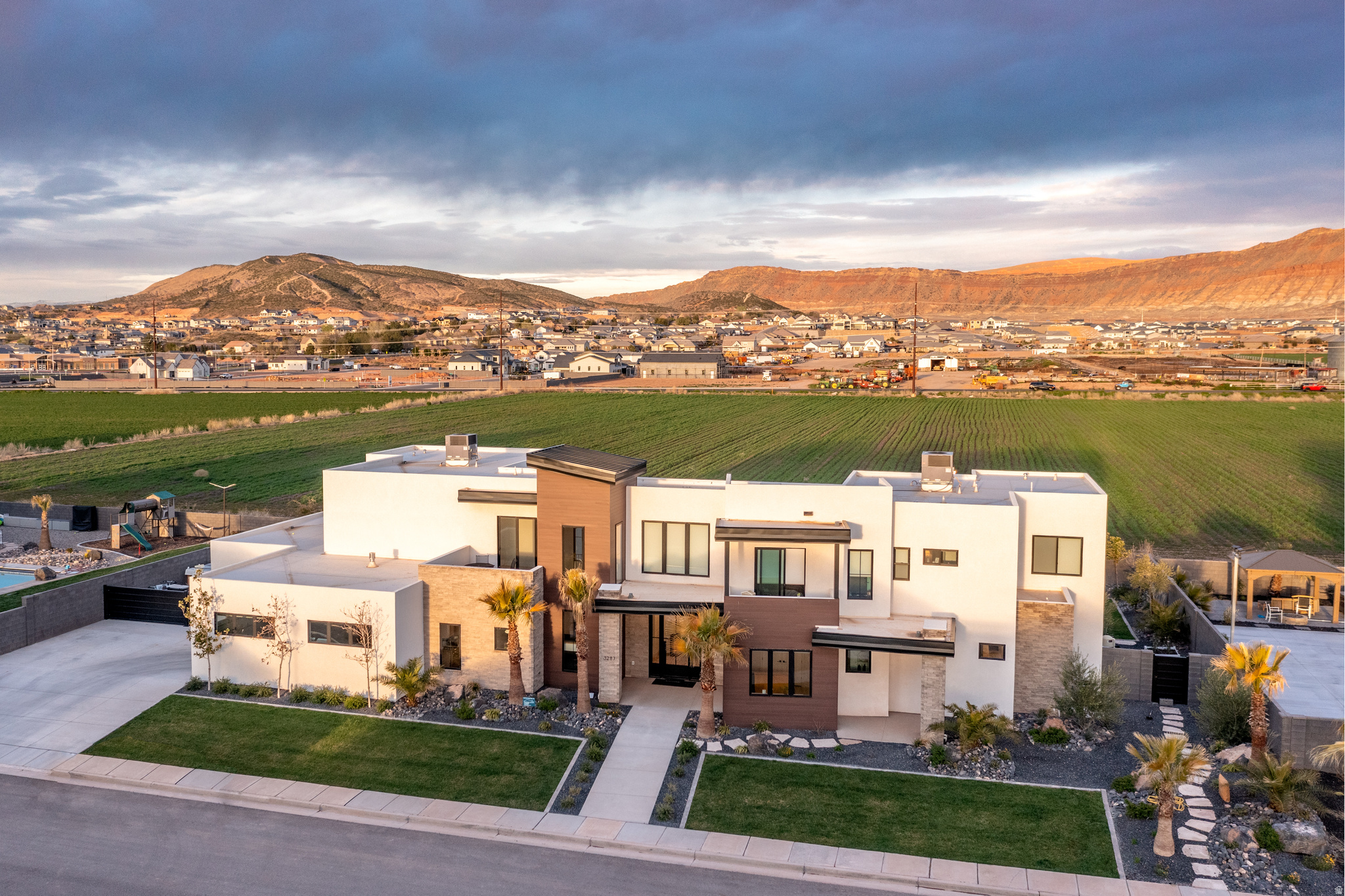 STAMSUND ESTATES - Residential