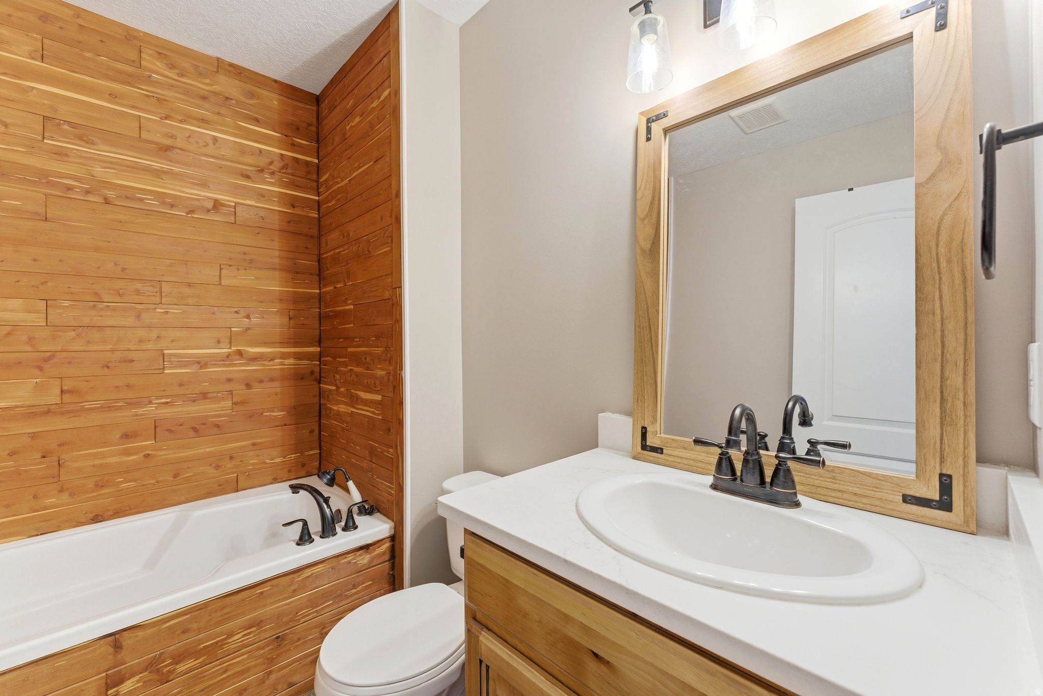 ASHBURY COURT - Residential