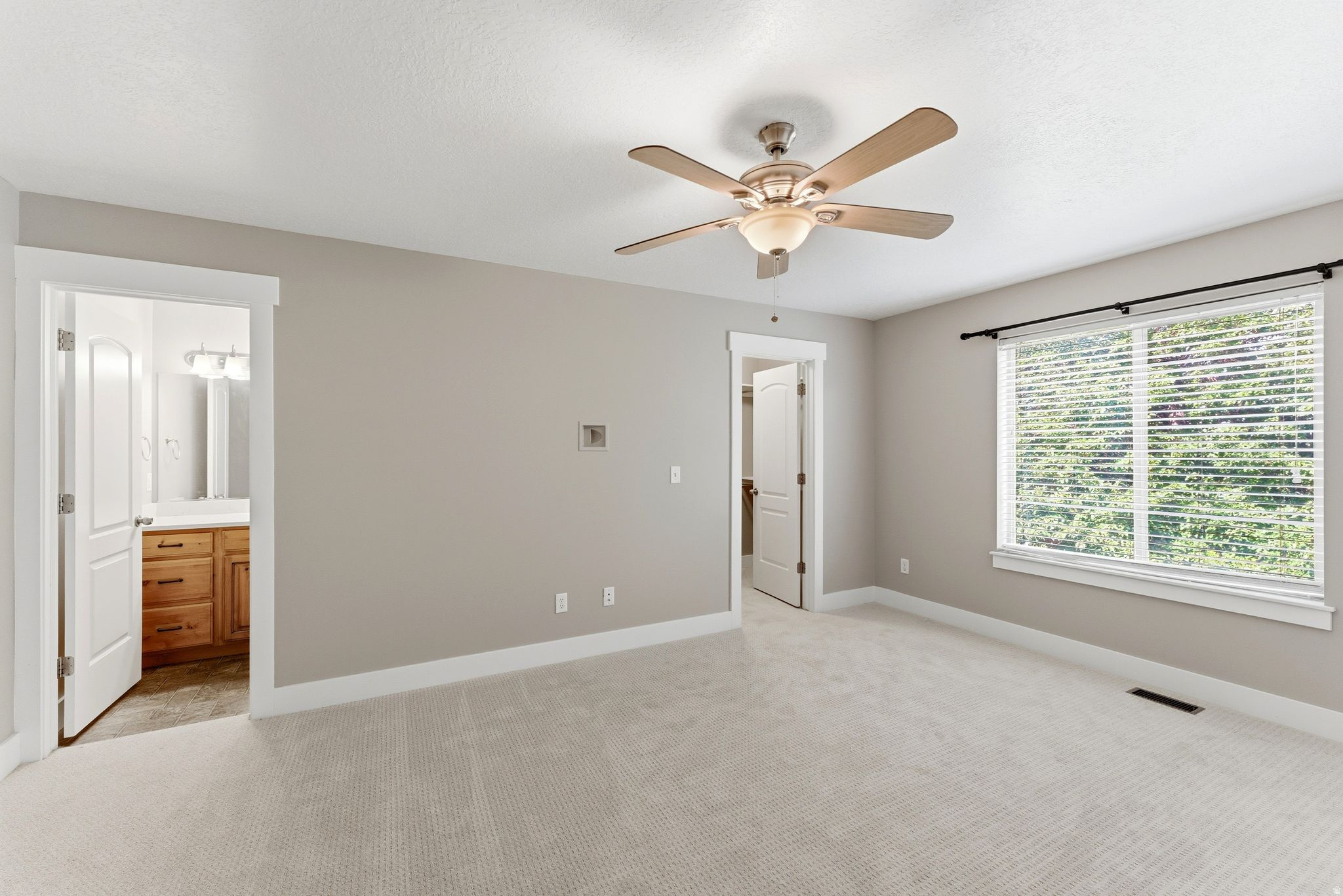ASHBURY COURT - Residential