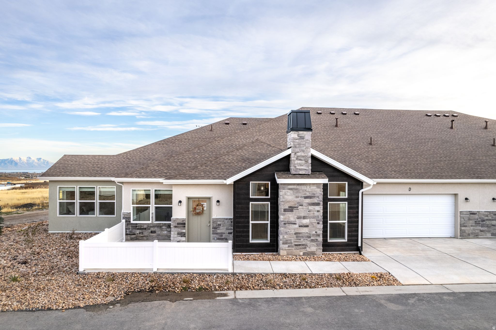 SARATOGA VIEW - Residential