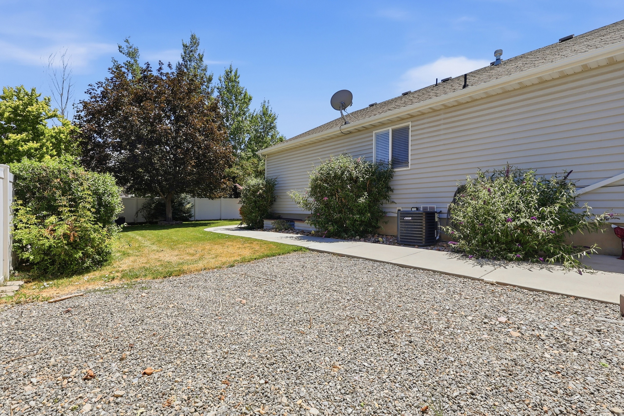 APPLE COVE - Residential