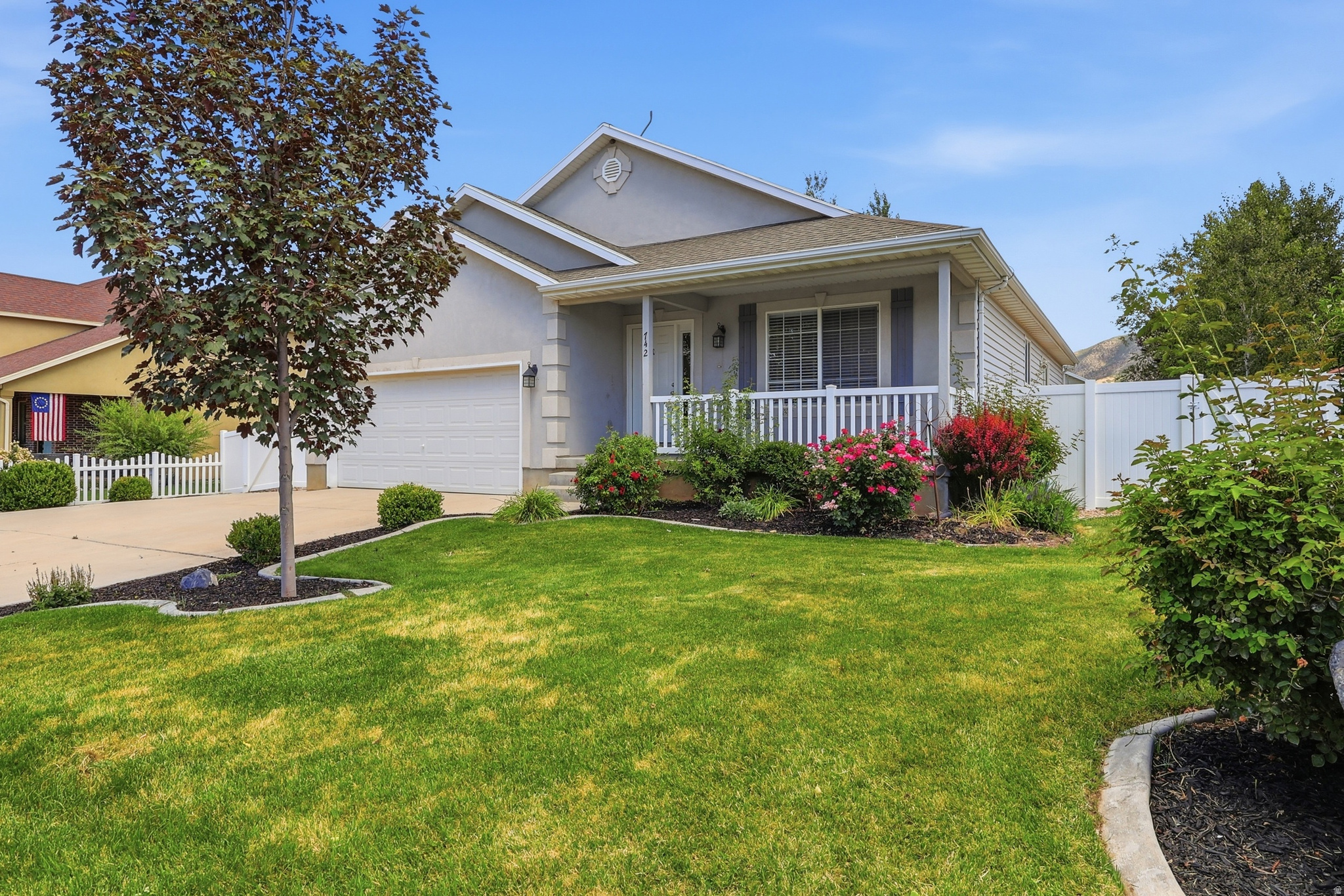 APPLE COVE - Residential