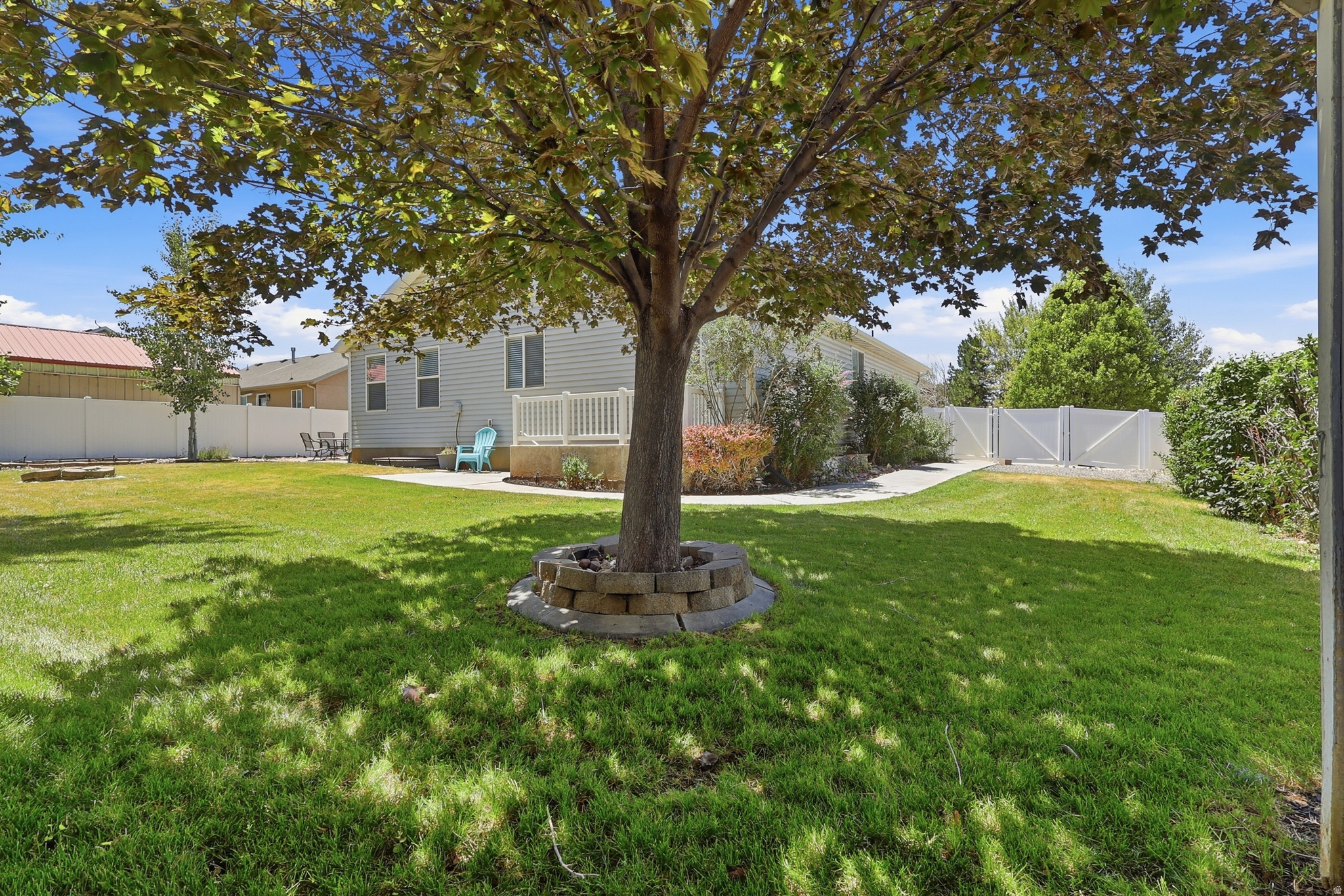 APPLE COVE - Residential
