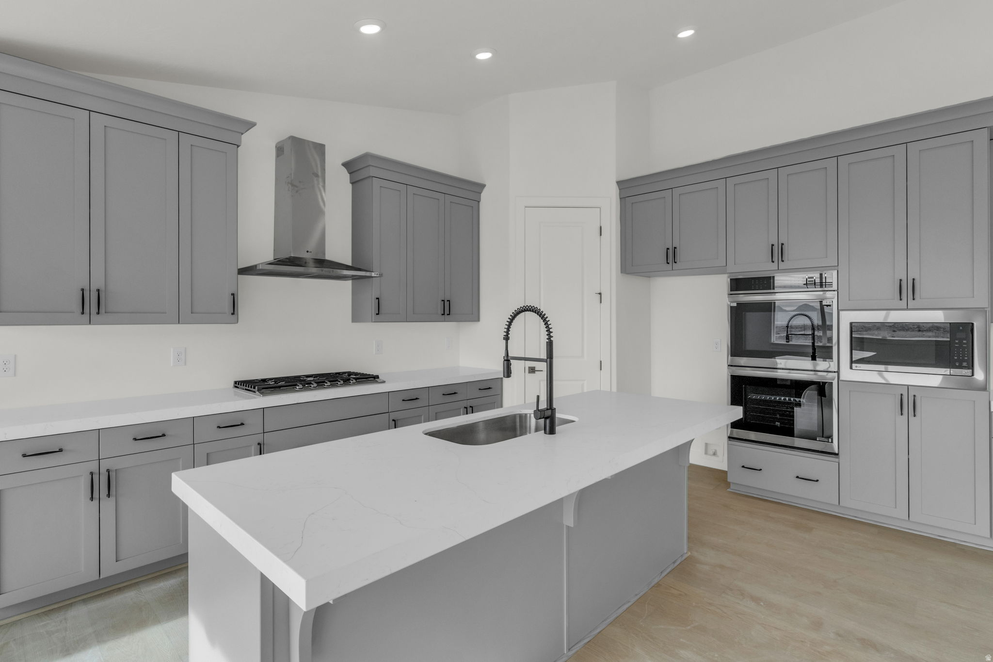 SCARLET RIDGE - Residential