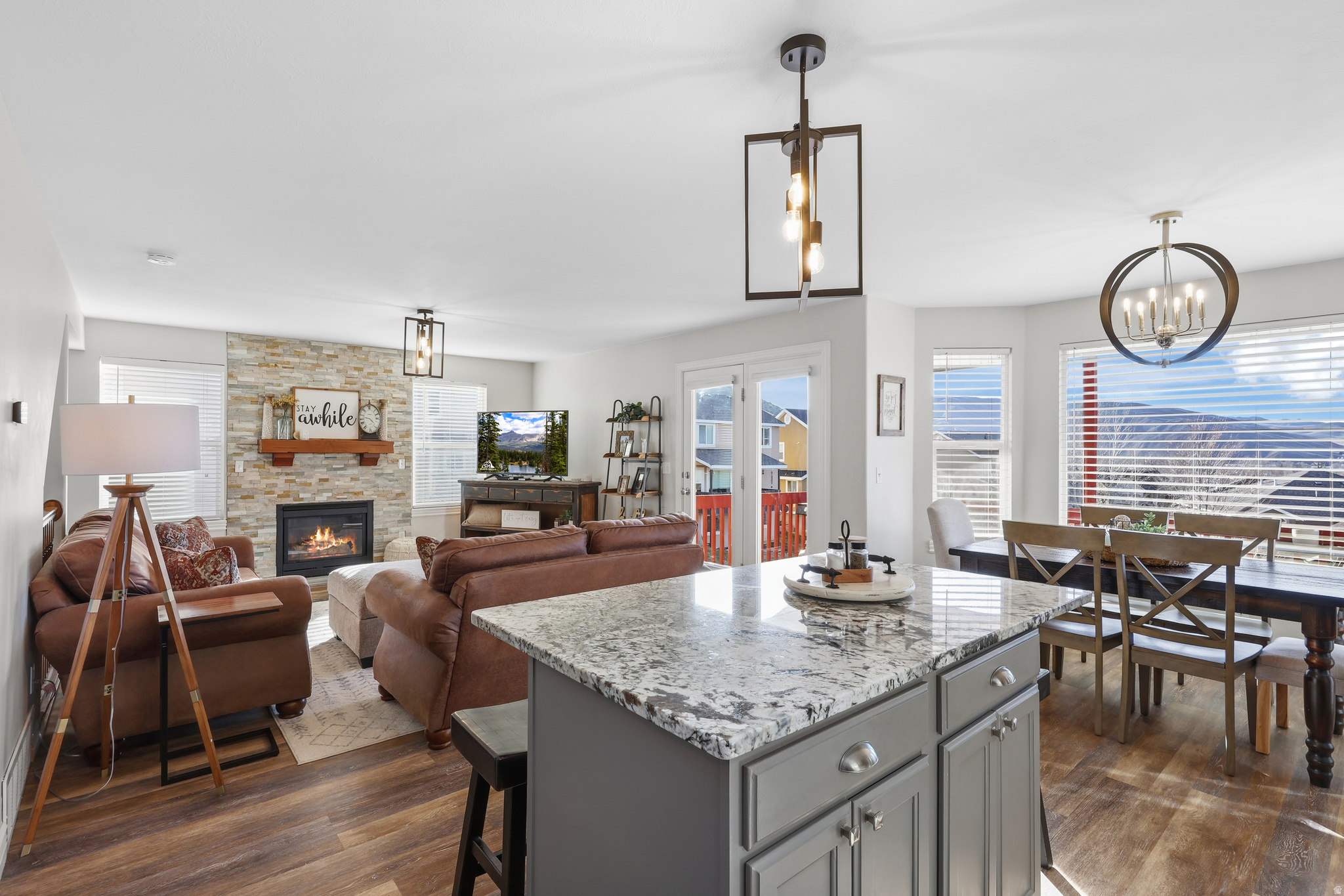QUAIL RIDGE - Residential
