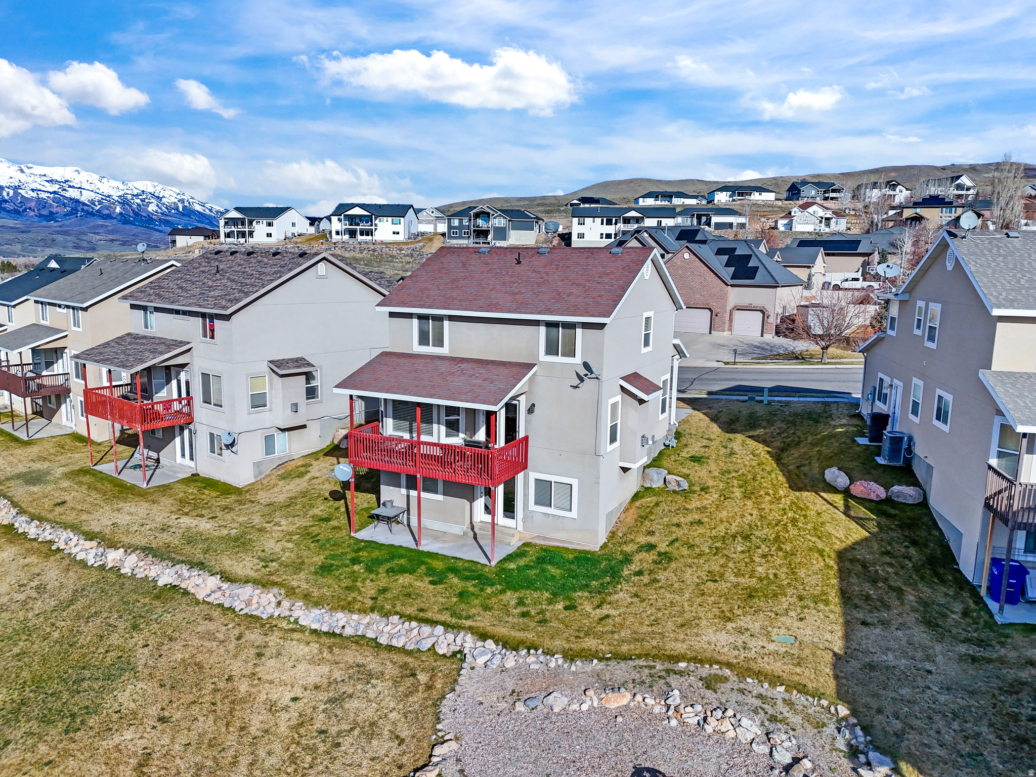 QUAIL RIDGE - Residential