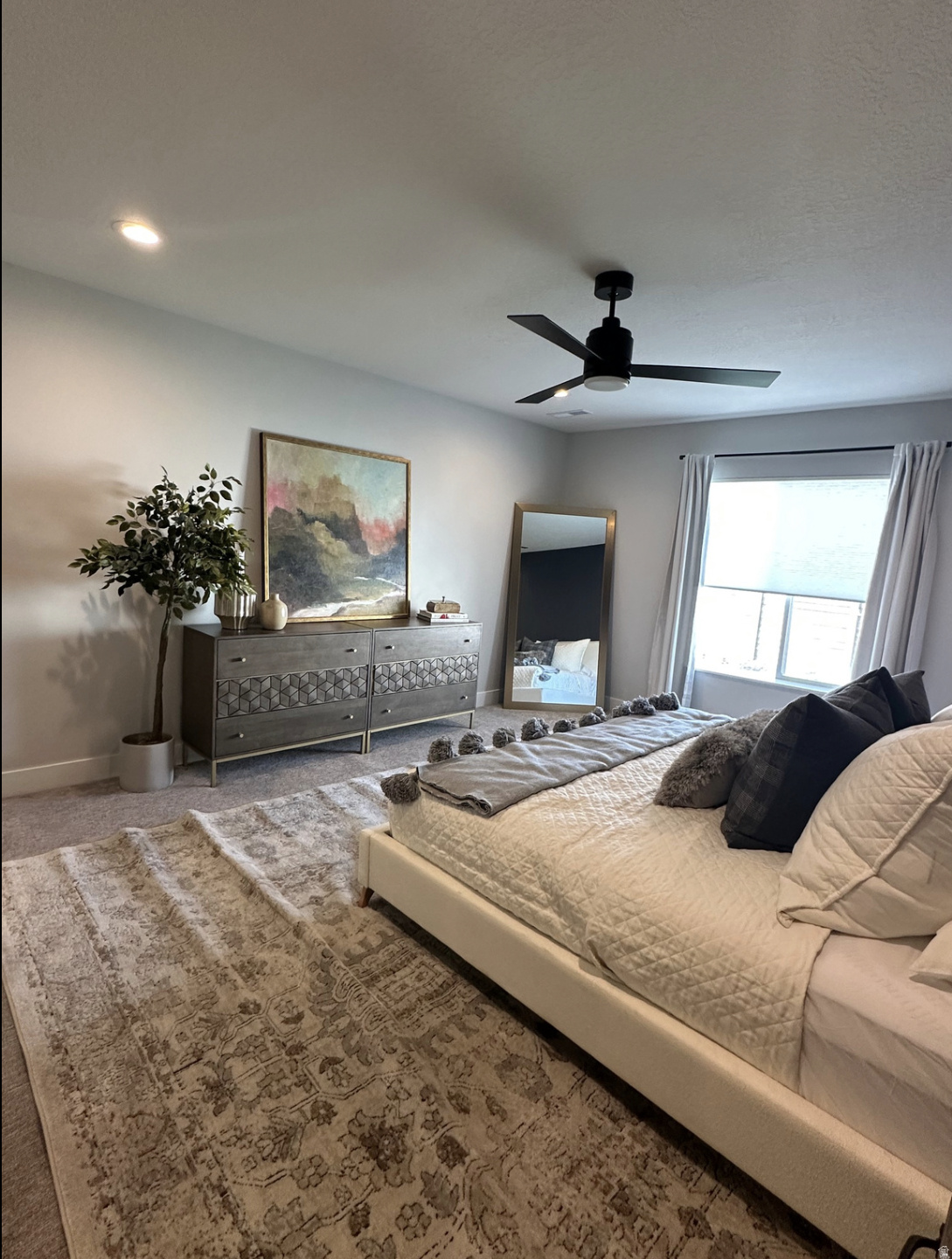 SADIES GLENN - Residential