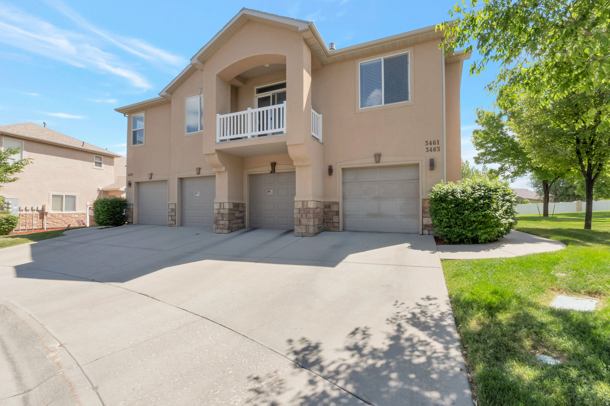 Motivated seller!  Come and see this great home!  2 bedroom, 2 full bath condo in great community! You will love the open floor plan and the huge primary bedroom. Laminate flooring throughout the main area. Patio for relaxing. Gas fireplace.  You will really love this place. Complex has great amenities which include pool, clubhouse, theater room, gym room, basketball court, playground and pickleball. RV parking is available. Call today and get over here!
