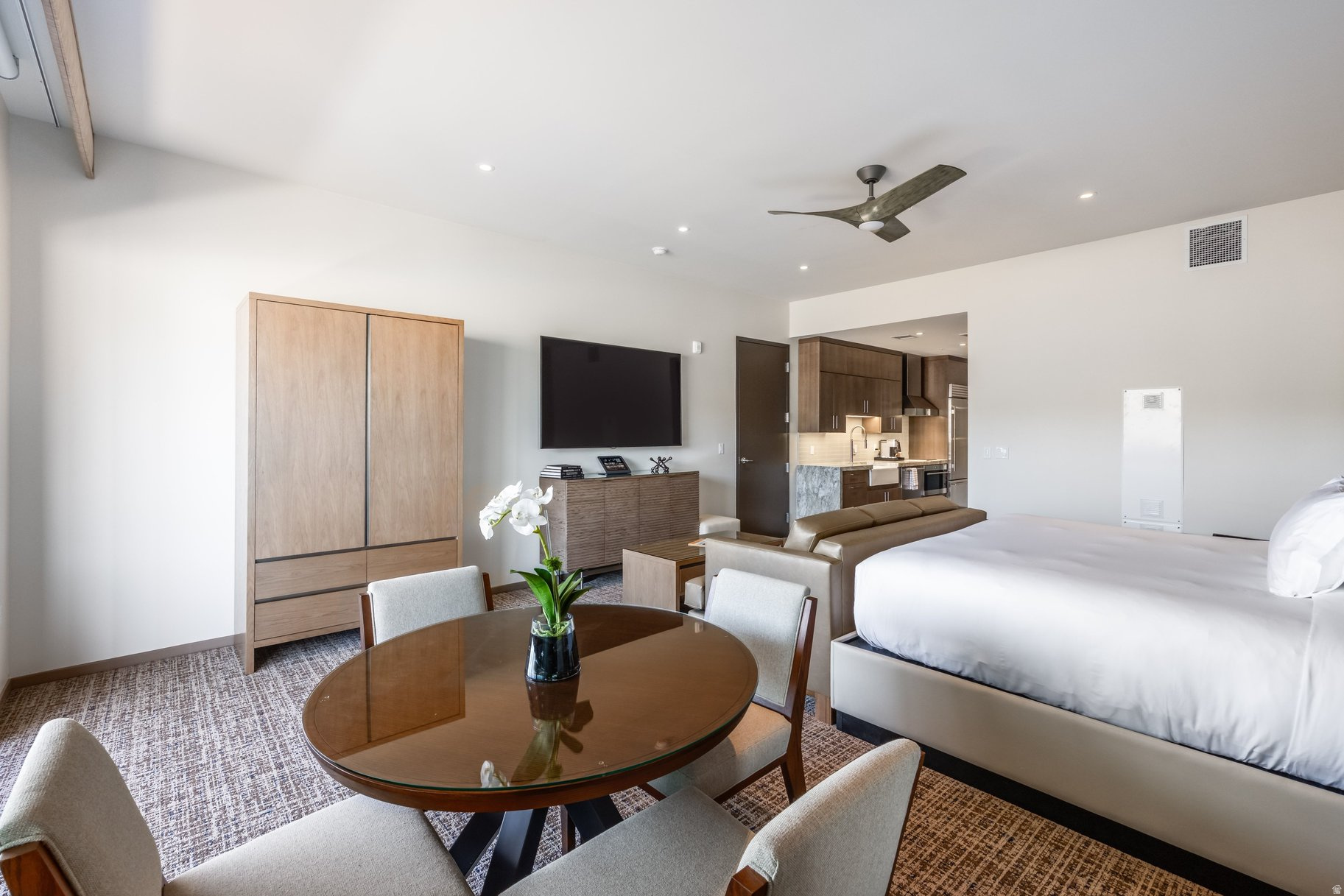 BLACK DESERT VILLAGES CONDOMINIUM - Residential