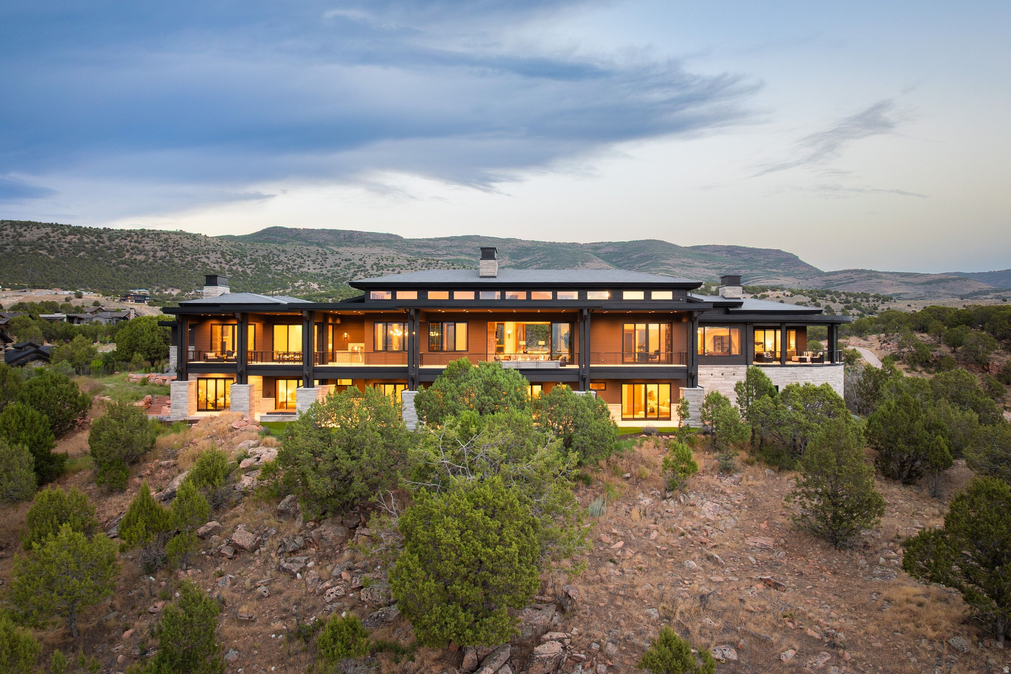 RED LEDGES - Residential