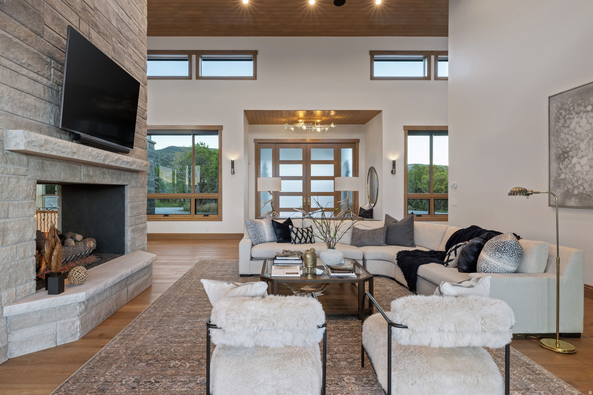 RED LEDGES - Residential
