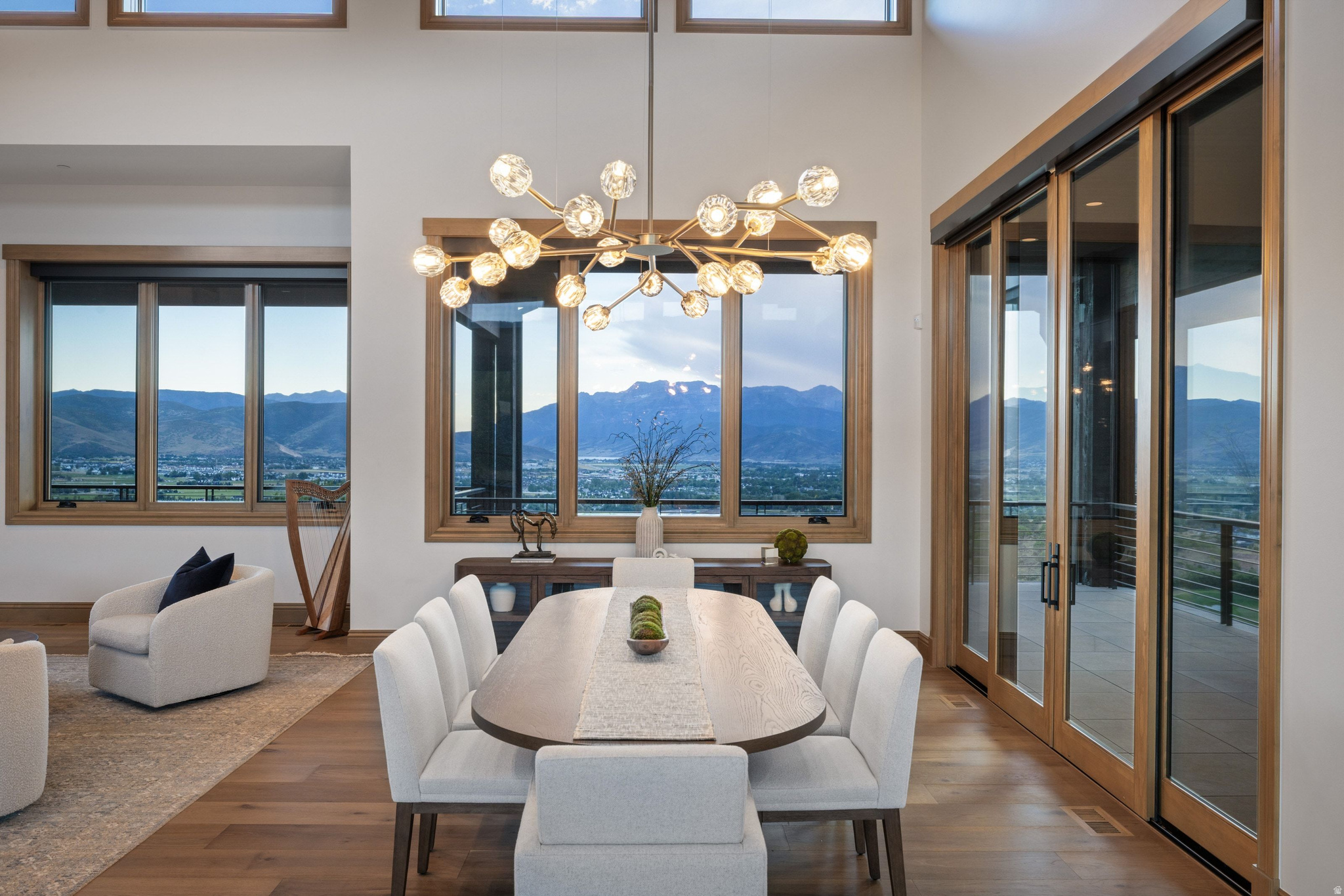 RED LEDGES - Residential