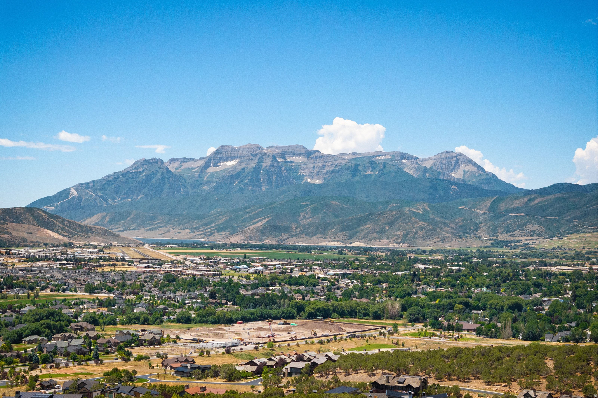 RED LEDGES - Residential