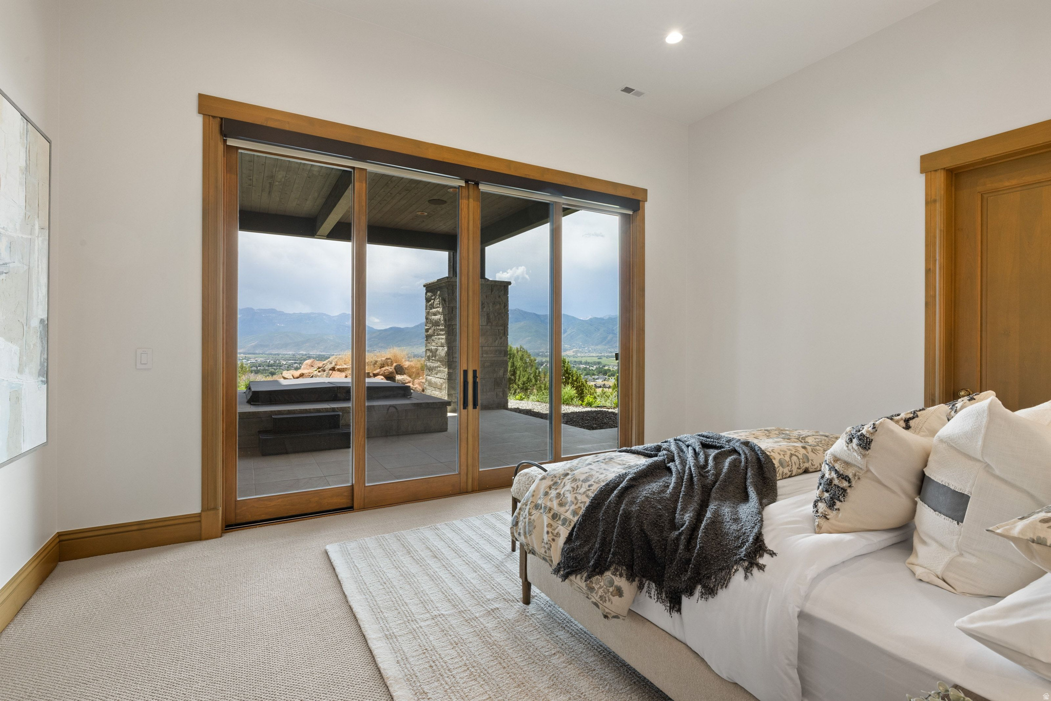 RED LEDGES - Residential