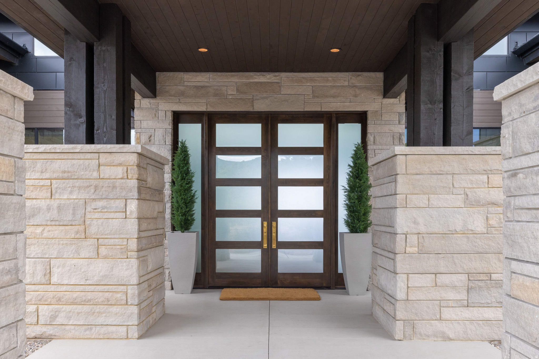 RED LEDGES - Residential