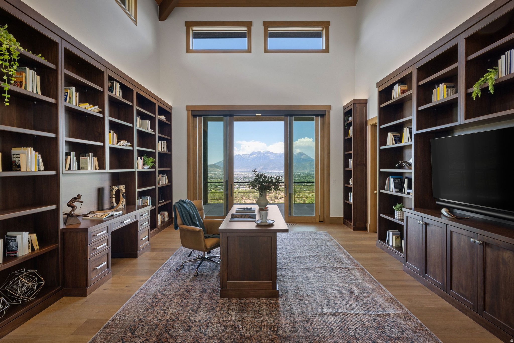 RED LEDGES - Residential