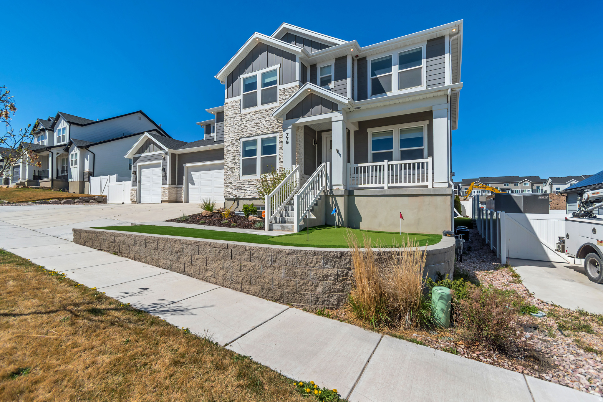 THE RIDGE - Residential