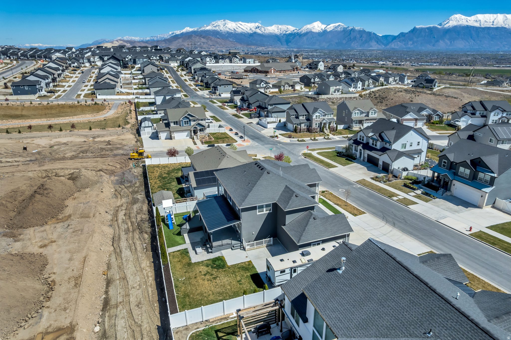 THE RIDGE - Residential
