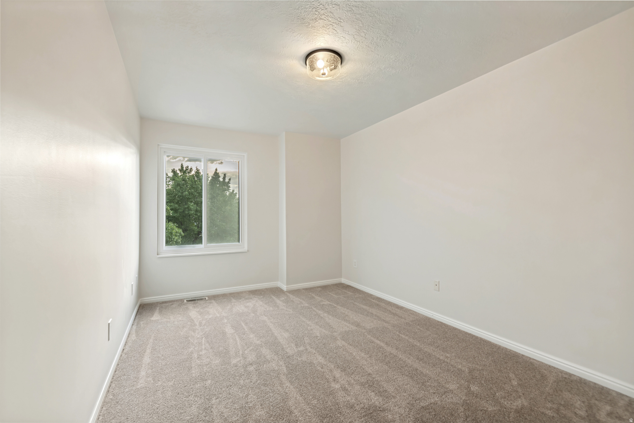 WOODS - Residential