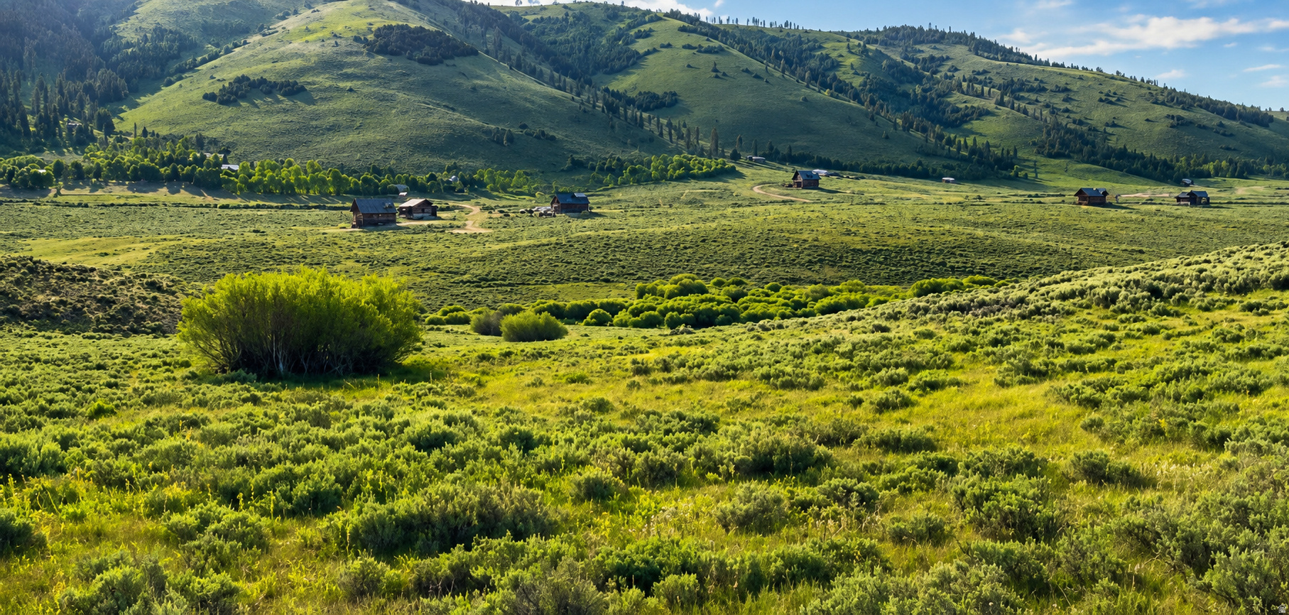 Rare 8.67-acre lot in the gated Aspen Cove community near Scofield Reservoir! Enjoy year-round paved access, culinary water and power availability, plus community amenities including pickleball, tennis, basketball courts, and a pavilion. Surrounded by stunning mountain views and endless recreation, this is the perfect location to build your dream cabin or private retreat. Minutes from boating, fishing, ATV trails, and snowmobiling. Buyer to verify all information.