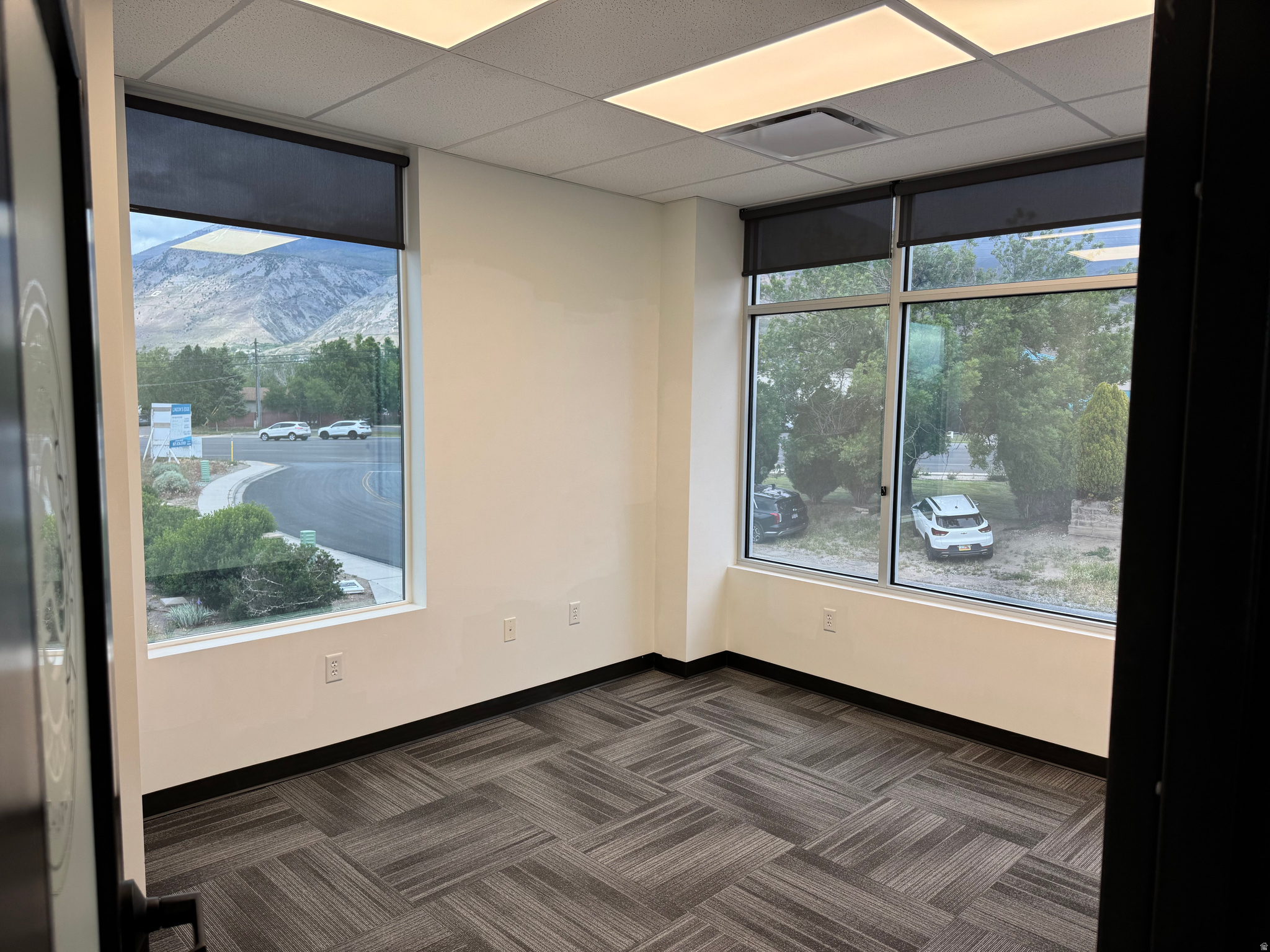 LINDON'S EDGE - Commercial Lease