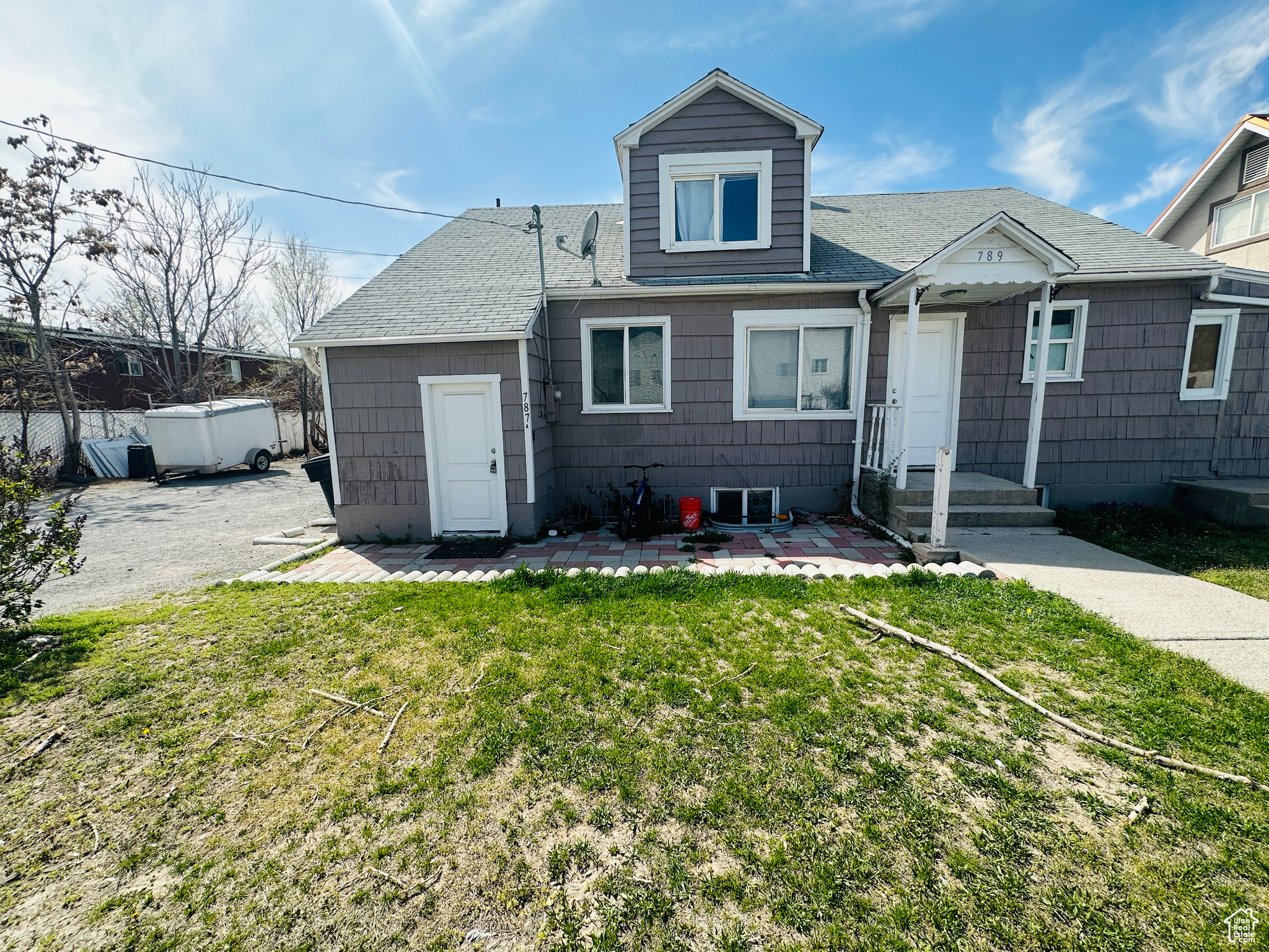 HUNTINGTON PARK - Residential
