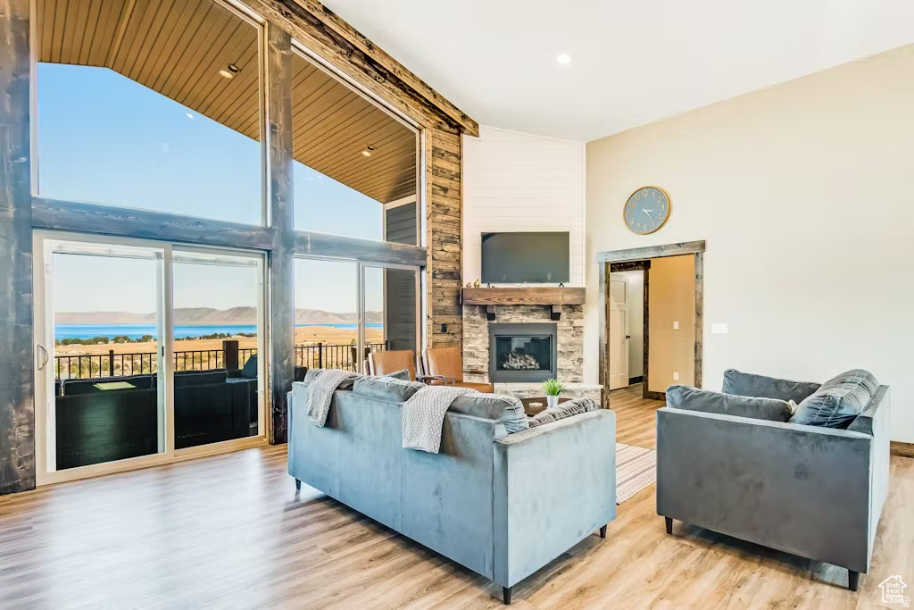 SWEETWATER - Residential