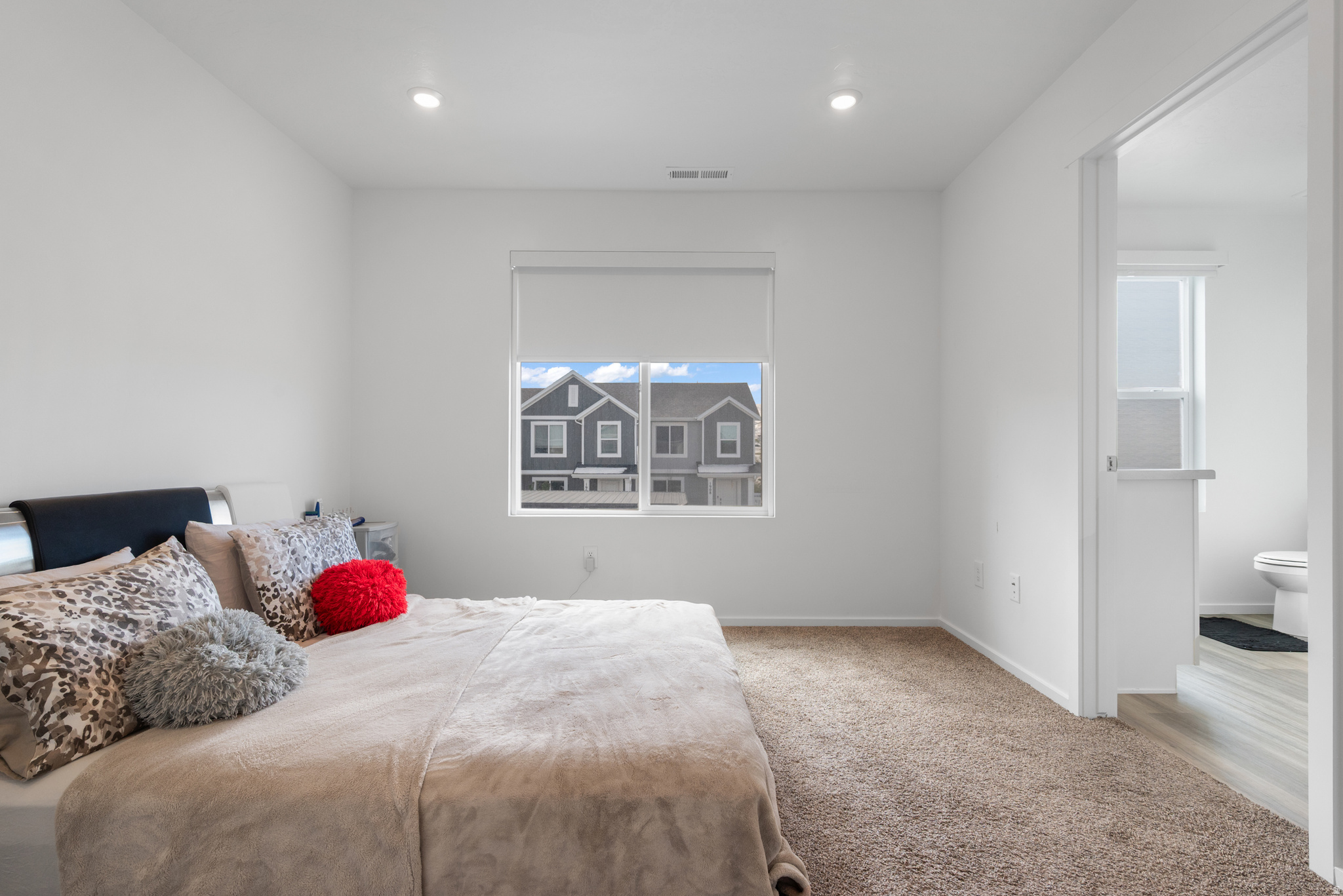 WESTERN ACRES - Residential