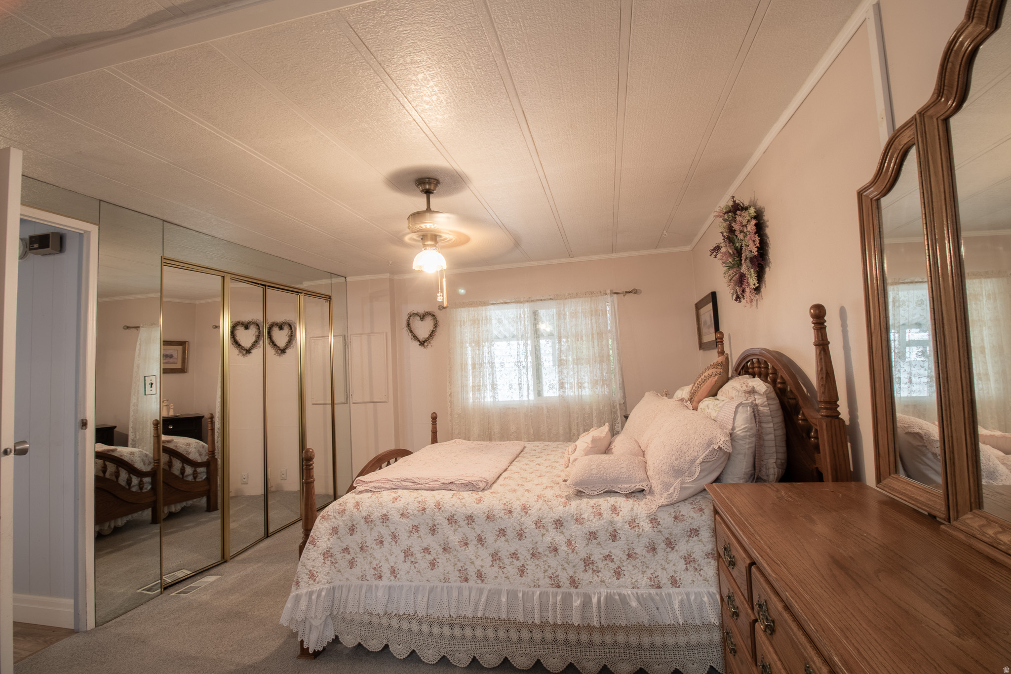 ALTA VIEW ESTATES - Residential