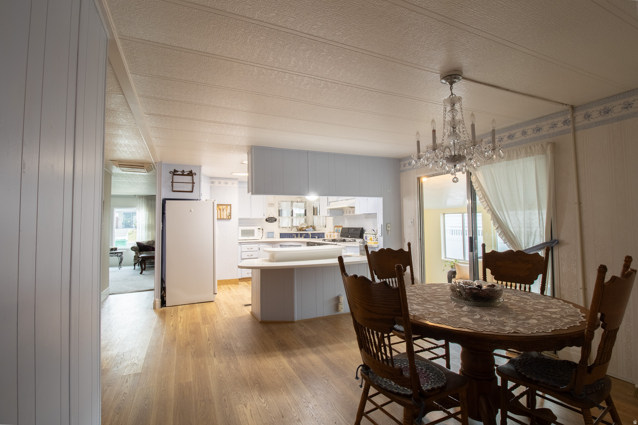 ALTA VIEW ESTATES - Residential