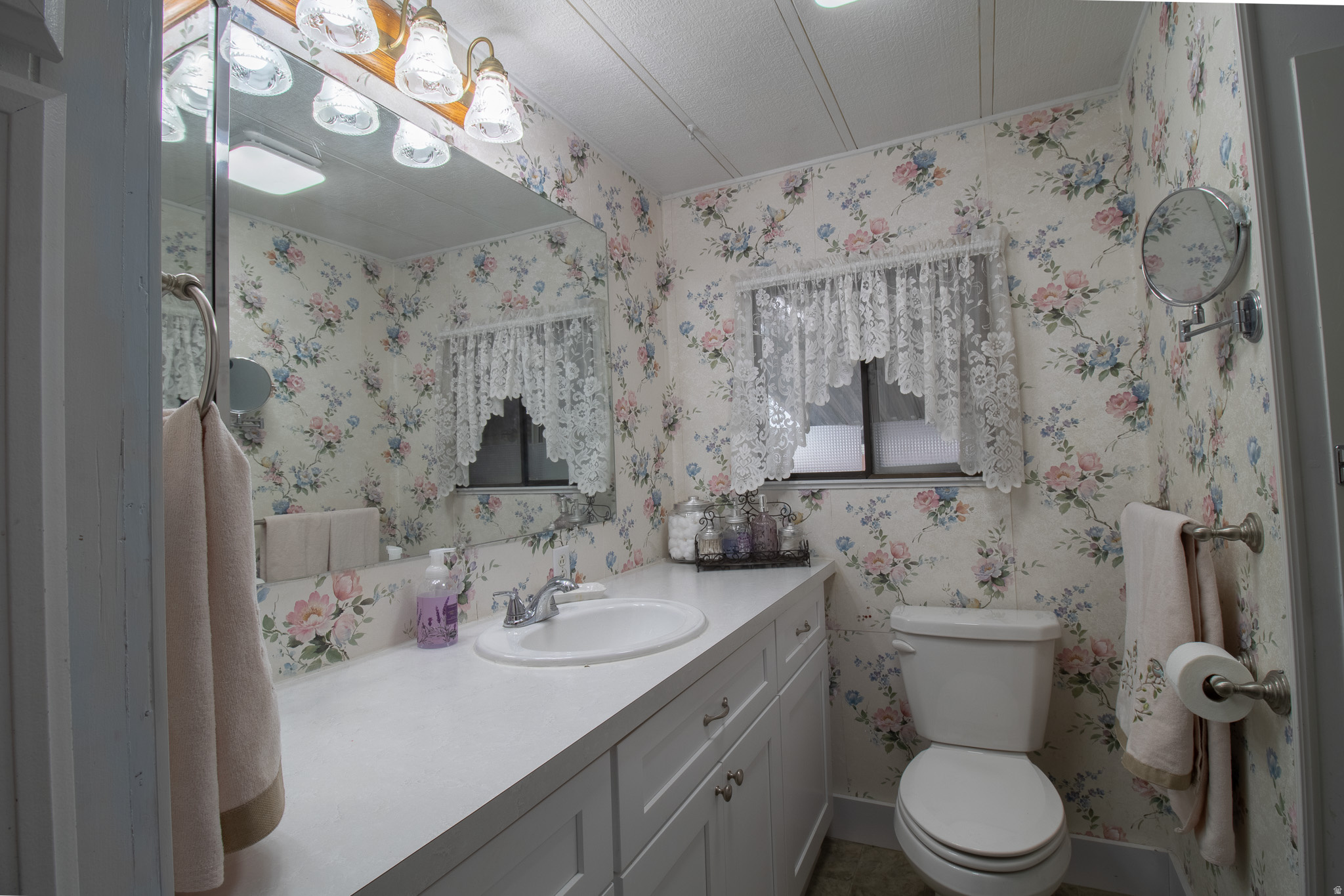 ALTA VIEW ESTATES - Residential
