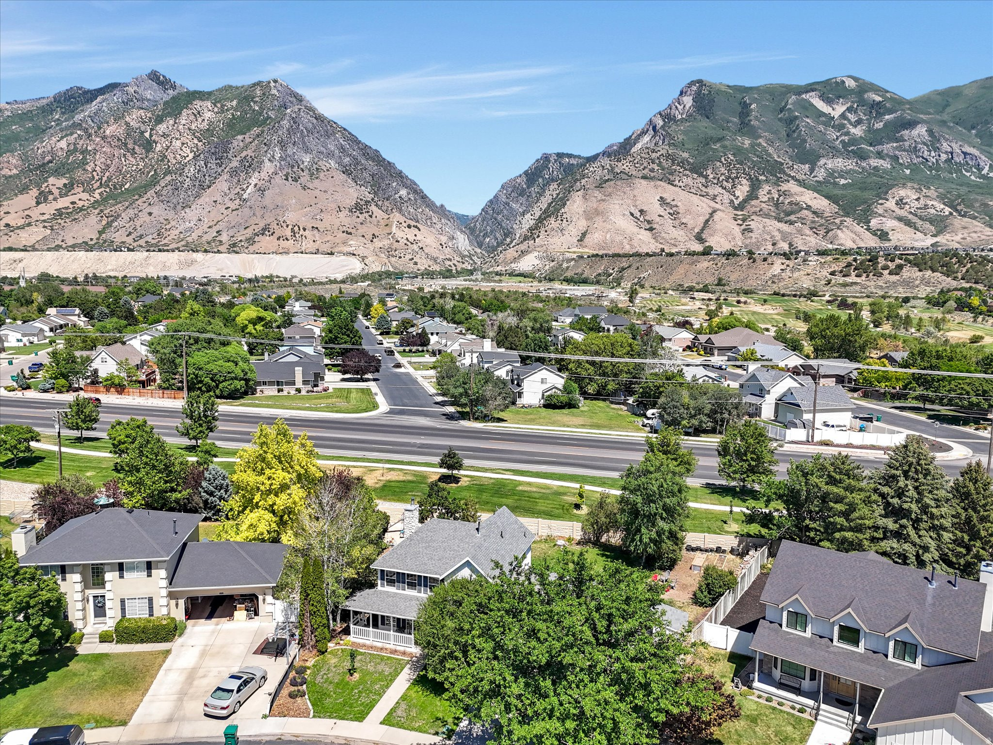 ALPINE COUNTRY - Residential