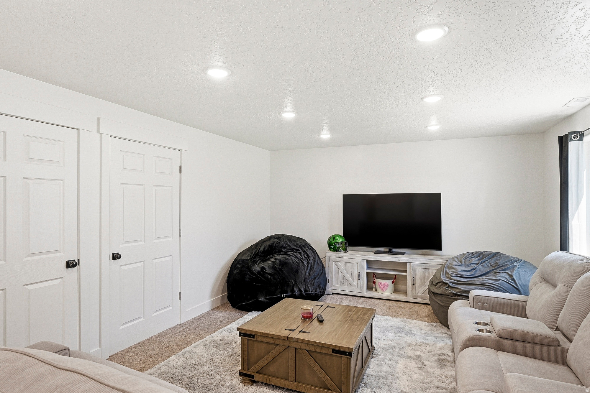 EQUESTRIAN POINTE SUBDIVISION - Residential
