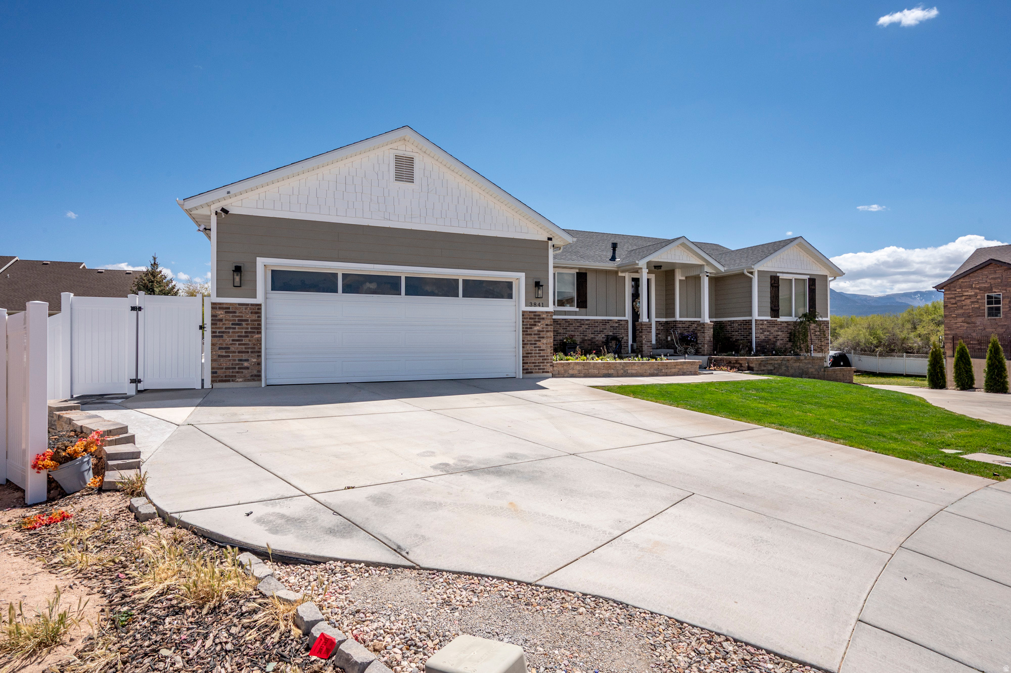 EQUESTRIAN POINTE SUBDIVISION - Residential