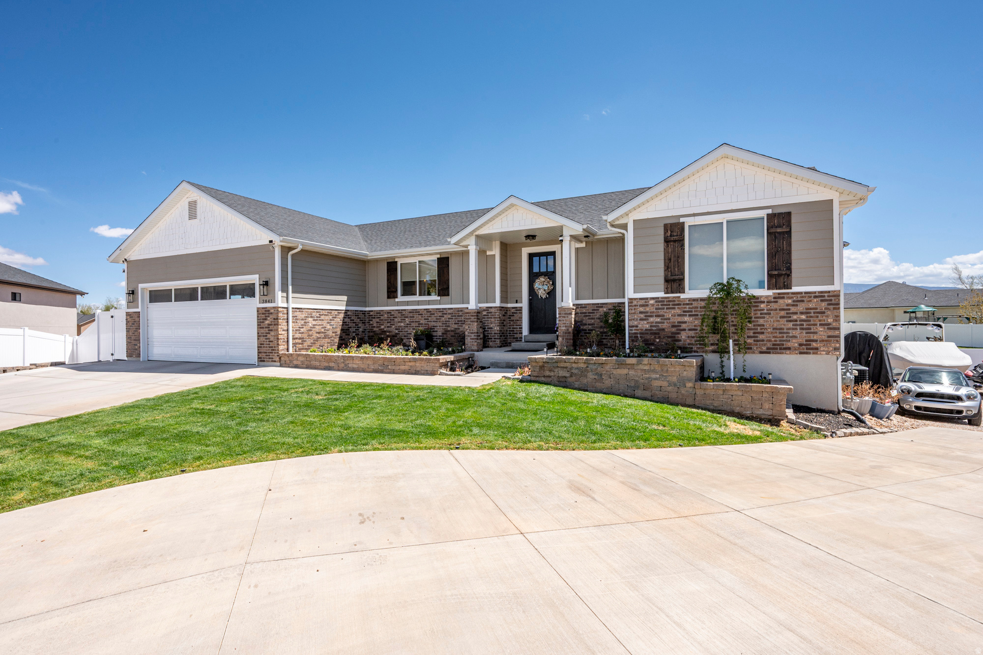 EQUESTRIAN POINTE SUBDIVISION - Residential