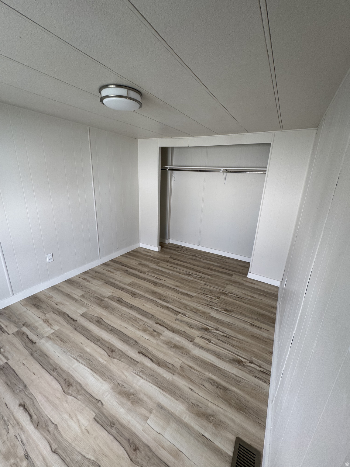 EVERGREEN VILLAGE MANUFACTURED HOME - Residential