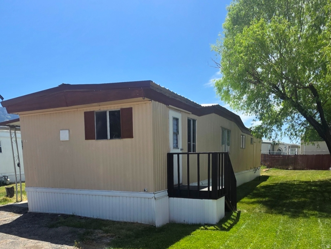 Welcome home!!! Updated 2-bedroom, 1-bath manufactured home in Evergreen Village, Pleasant View. Recent improvements include luxury vinyl plank (LVP) flooring and fresh interior paint, giving the home a clean, modern feel. The functional floor plan offers comfortable living with plenty of natural light. Conveniently located near shopping, dining, parks, and easy freeway access. Move-in ready! Buyer(s) must be approved by park management.