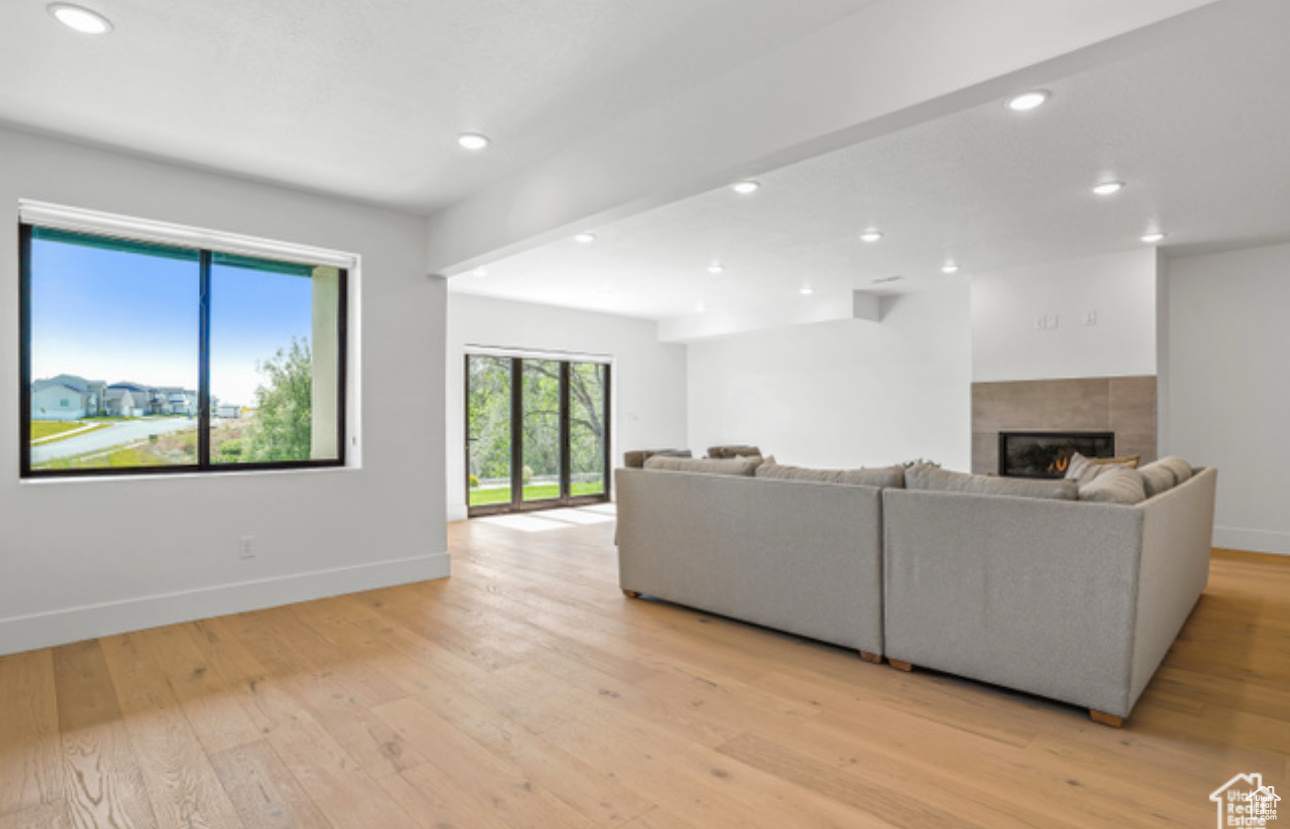 SUNRISE RANCH - Residential