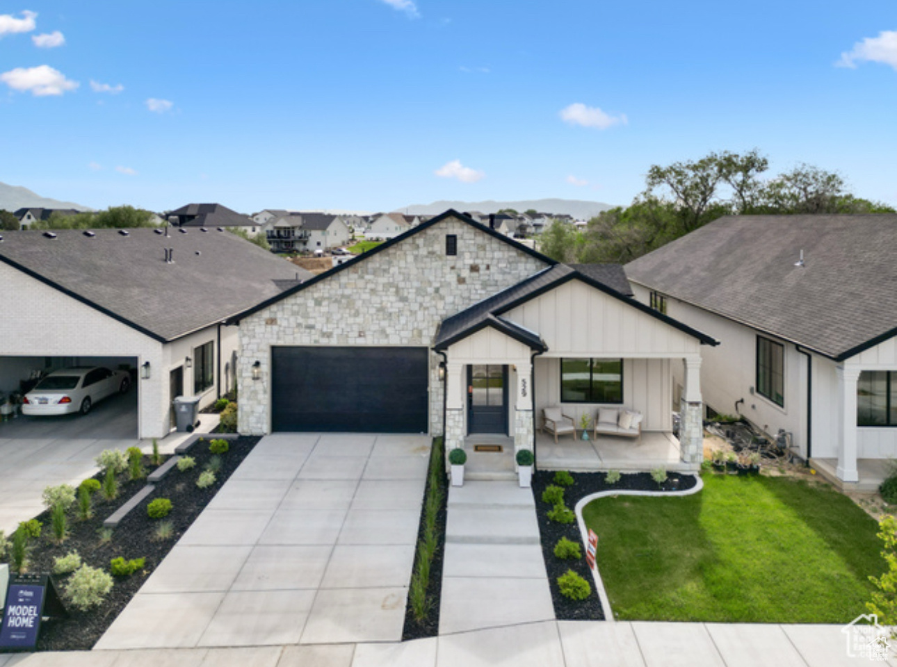 SUNRISE RANCH - Residential