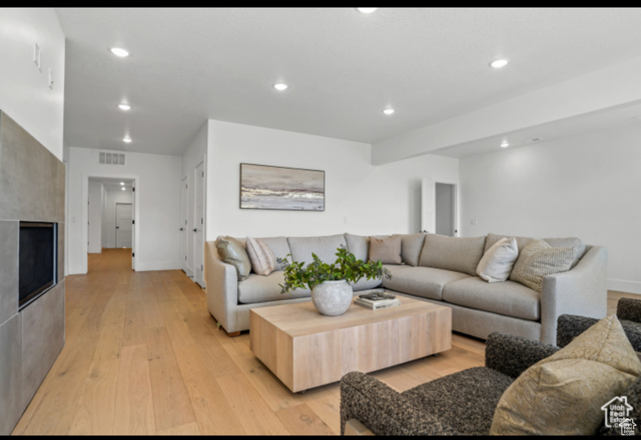 SUNRISE RANCH - Residential