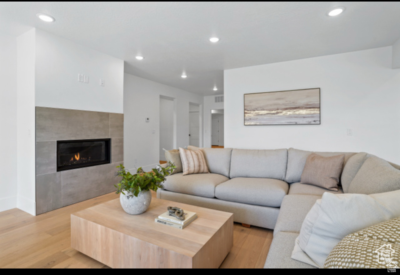 SUNRISE RANCH - Residential