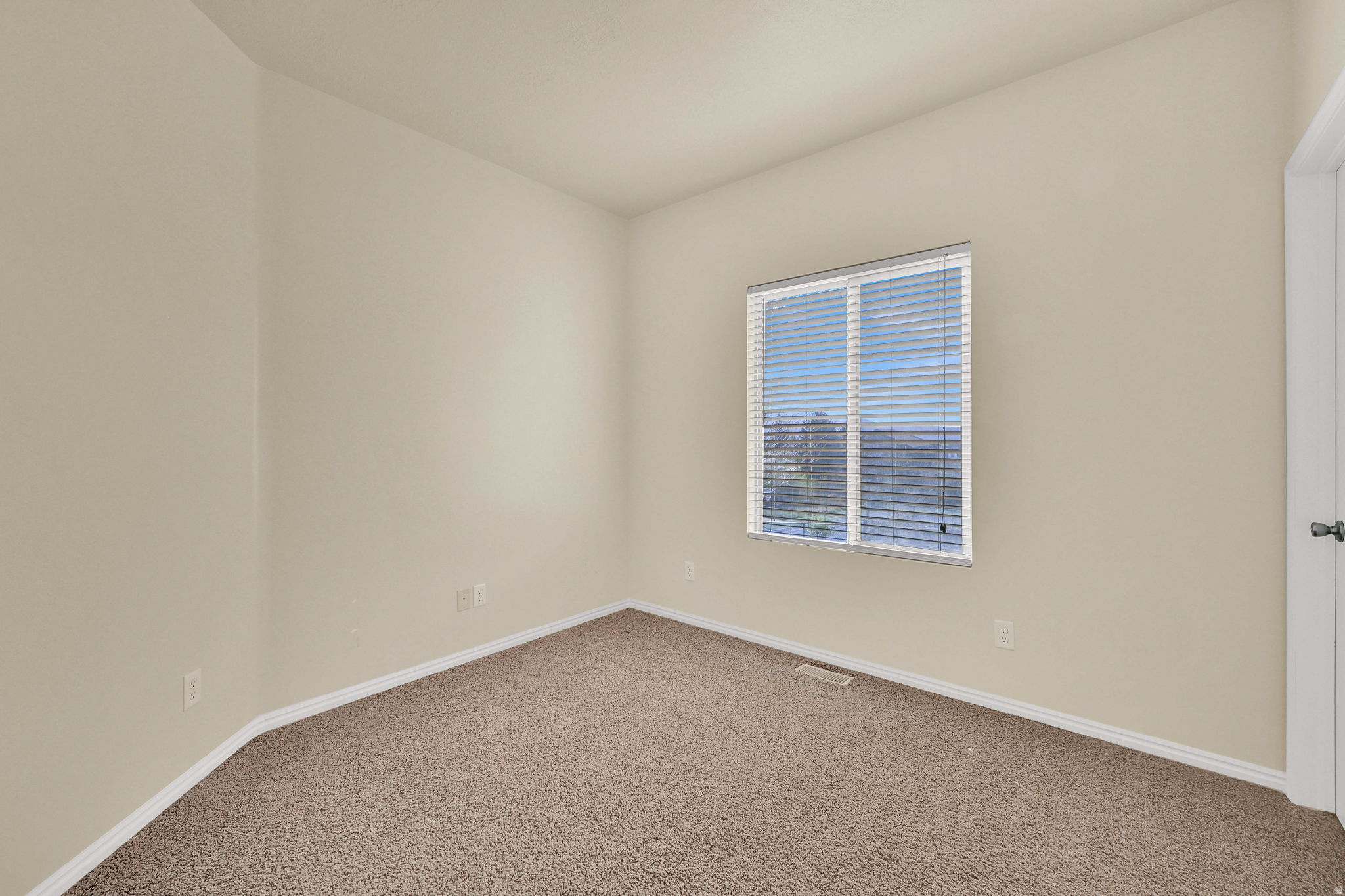 PATIO SPRINGS - Residential