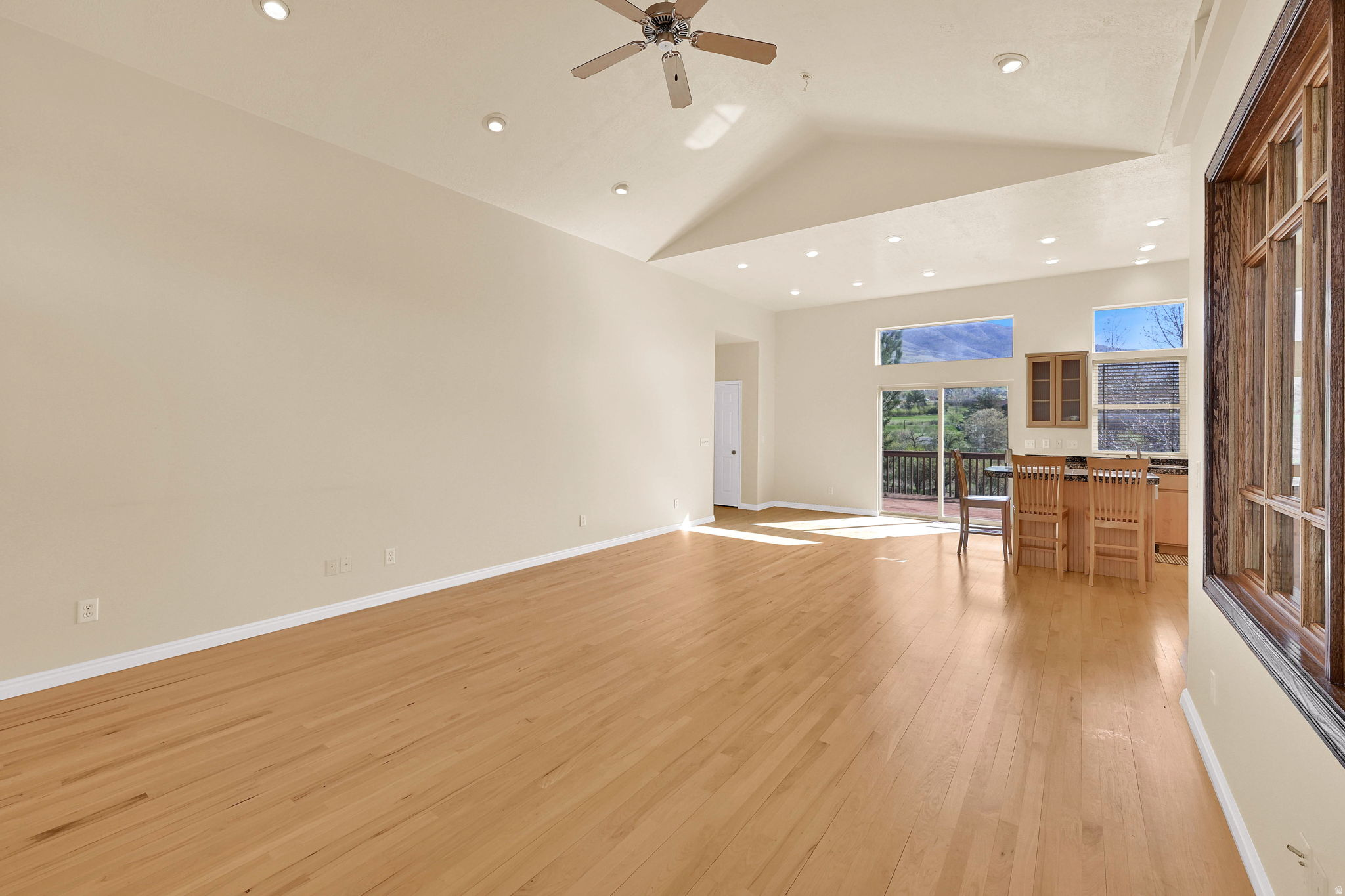 PATIO SPRINGS - Residential