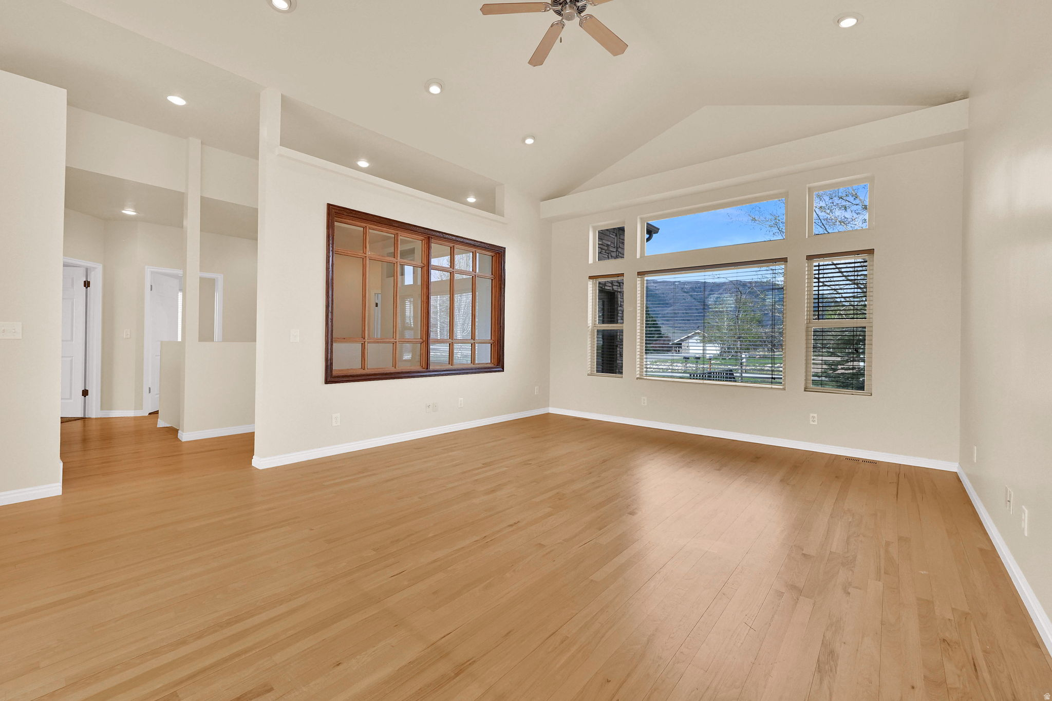 PATIO SPRINGS - Residential