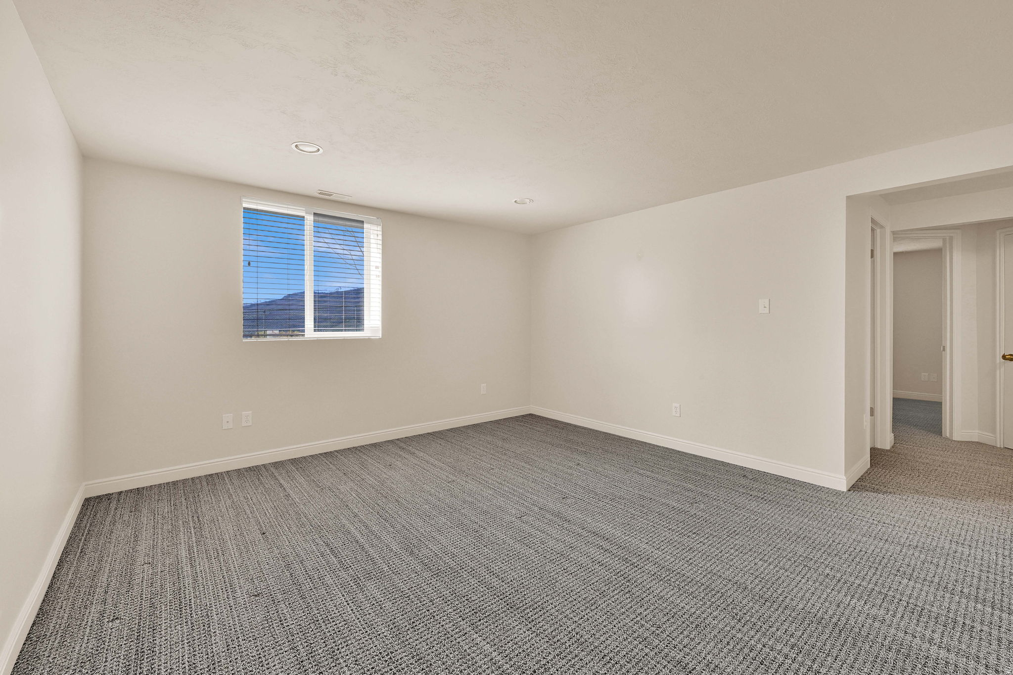PATIO SPRINGS - Residential