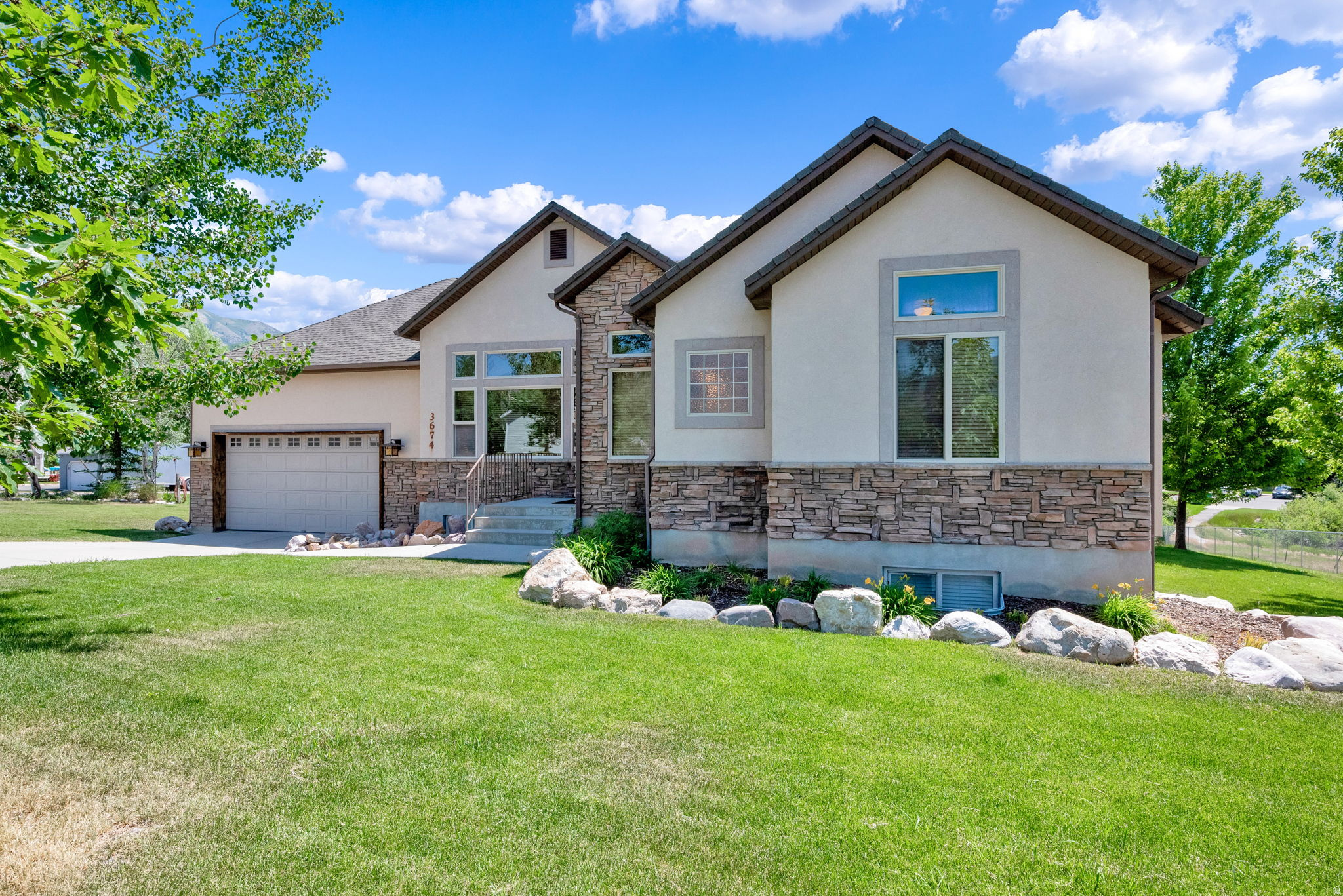 PATIO SPRINGS - Residential